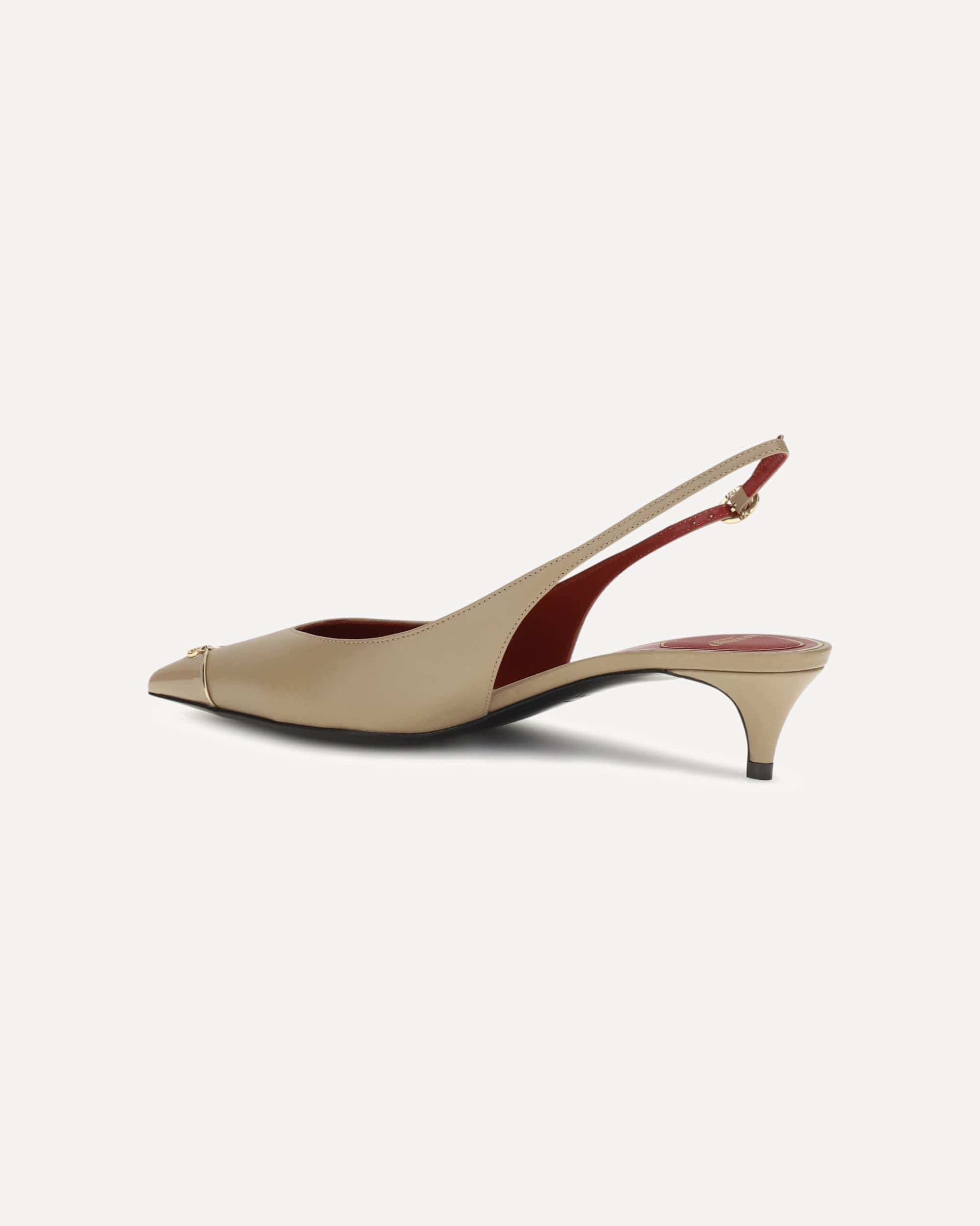 Valentino Garavani Valentino Garavani Vlogo Signature Slingback Pumps
