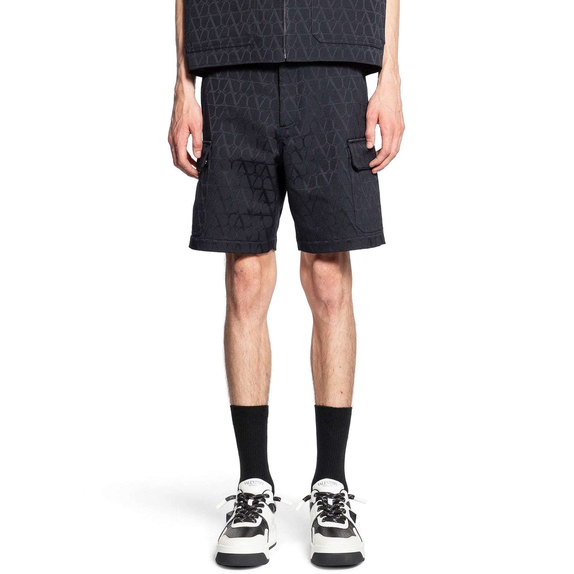 Vlogo Jacquard Cargo Shorts - alternate view