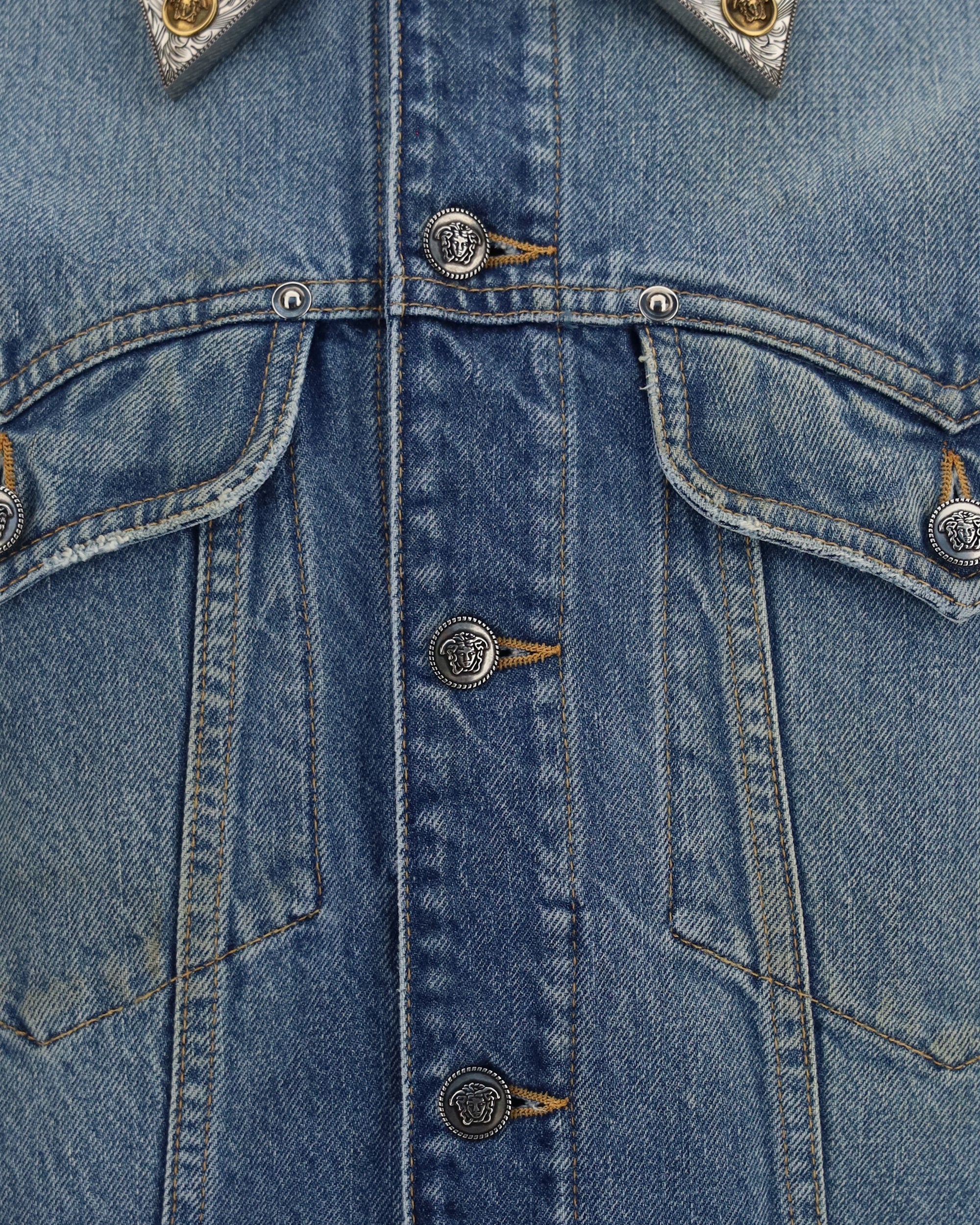 Versace джинсовая куртка с эффектом stonewashed