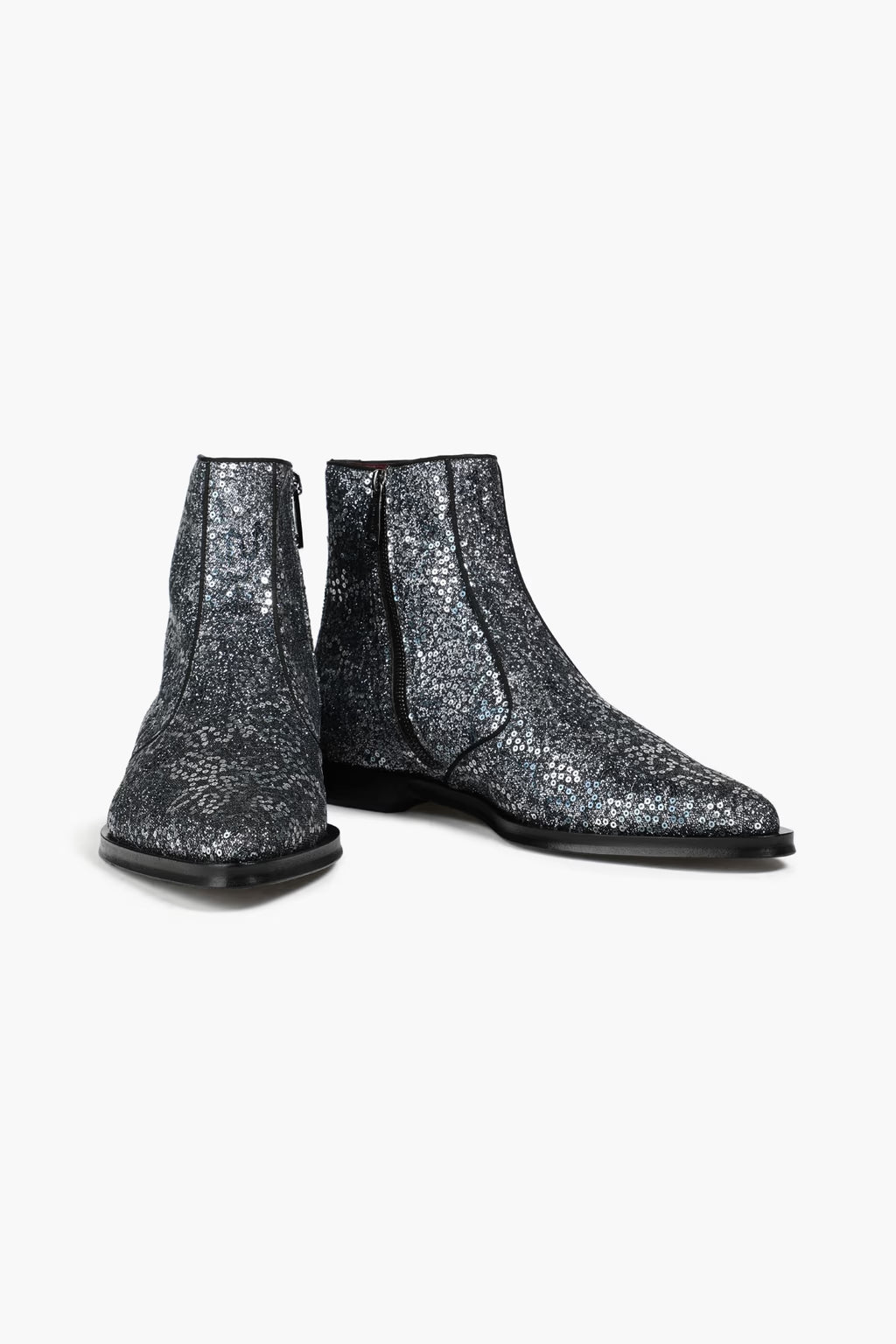 حذاء تشيلسي المعدني منجم