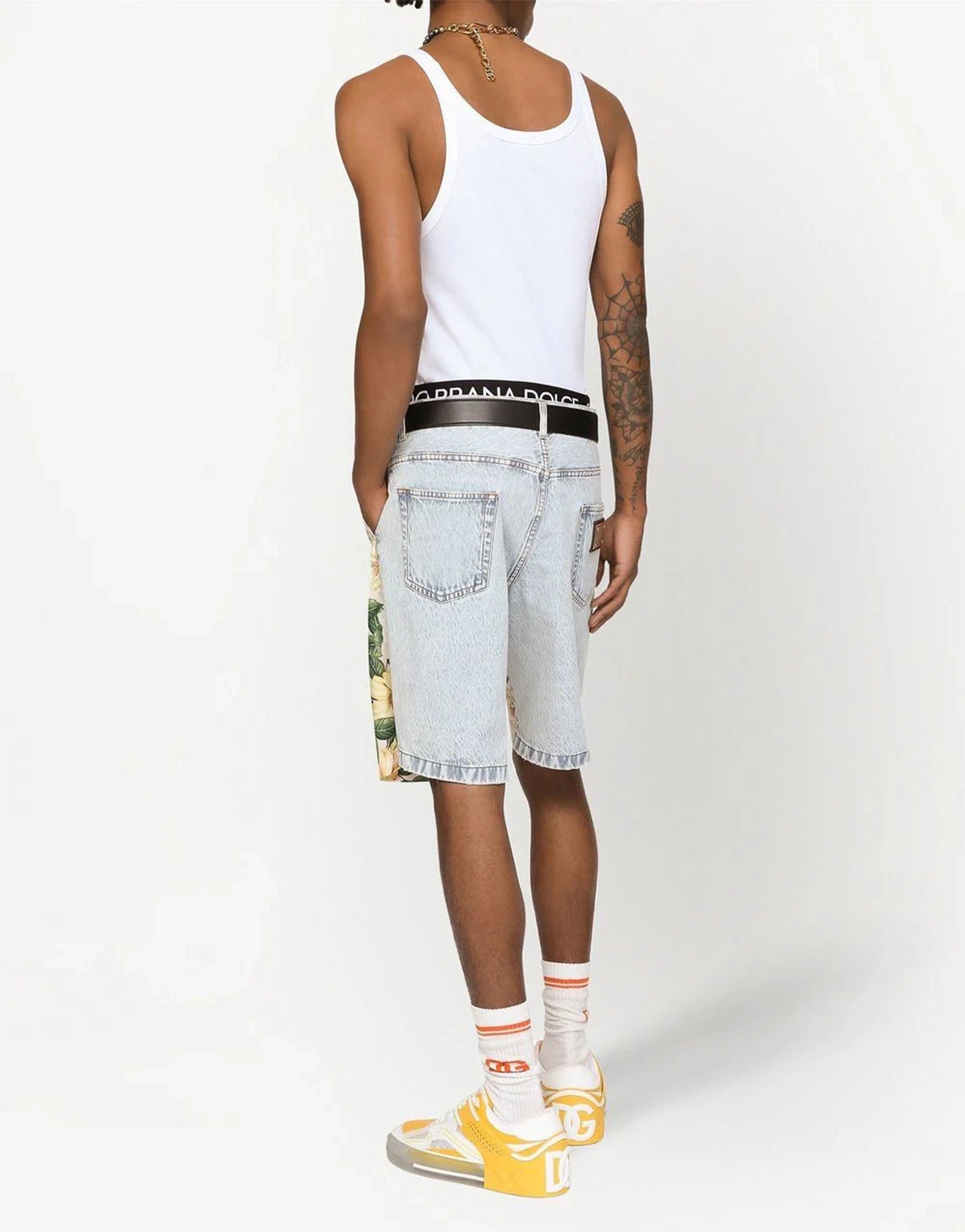 ショートパンツ Dolce & Gabbana SHORTS WITH FLORAL PRINT ショートパンツ Dolce & Gabbana SHORTS WITH FLORAL PRINT