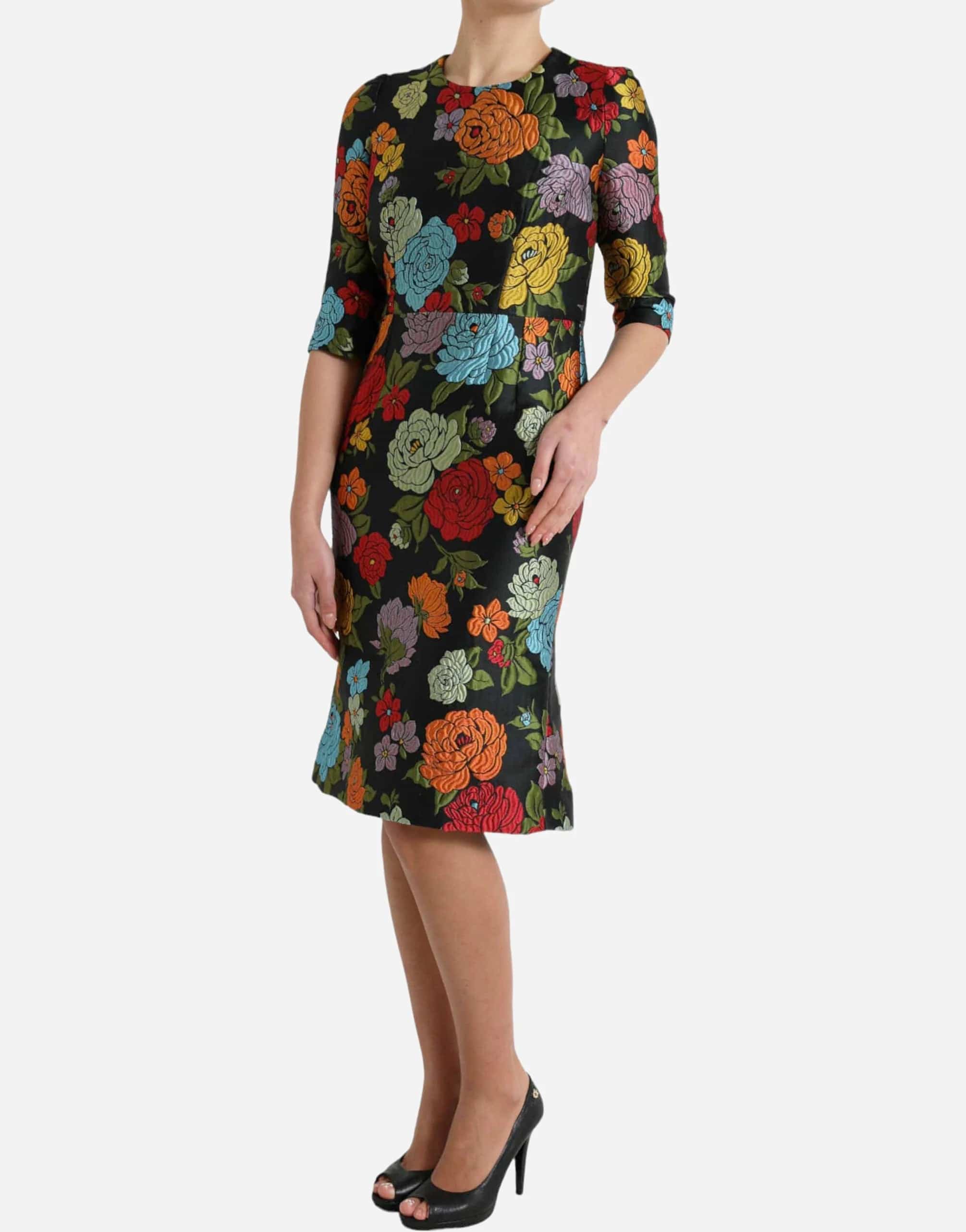 Midi -платье с цветочной вышивкой