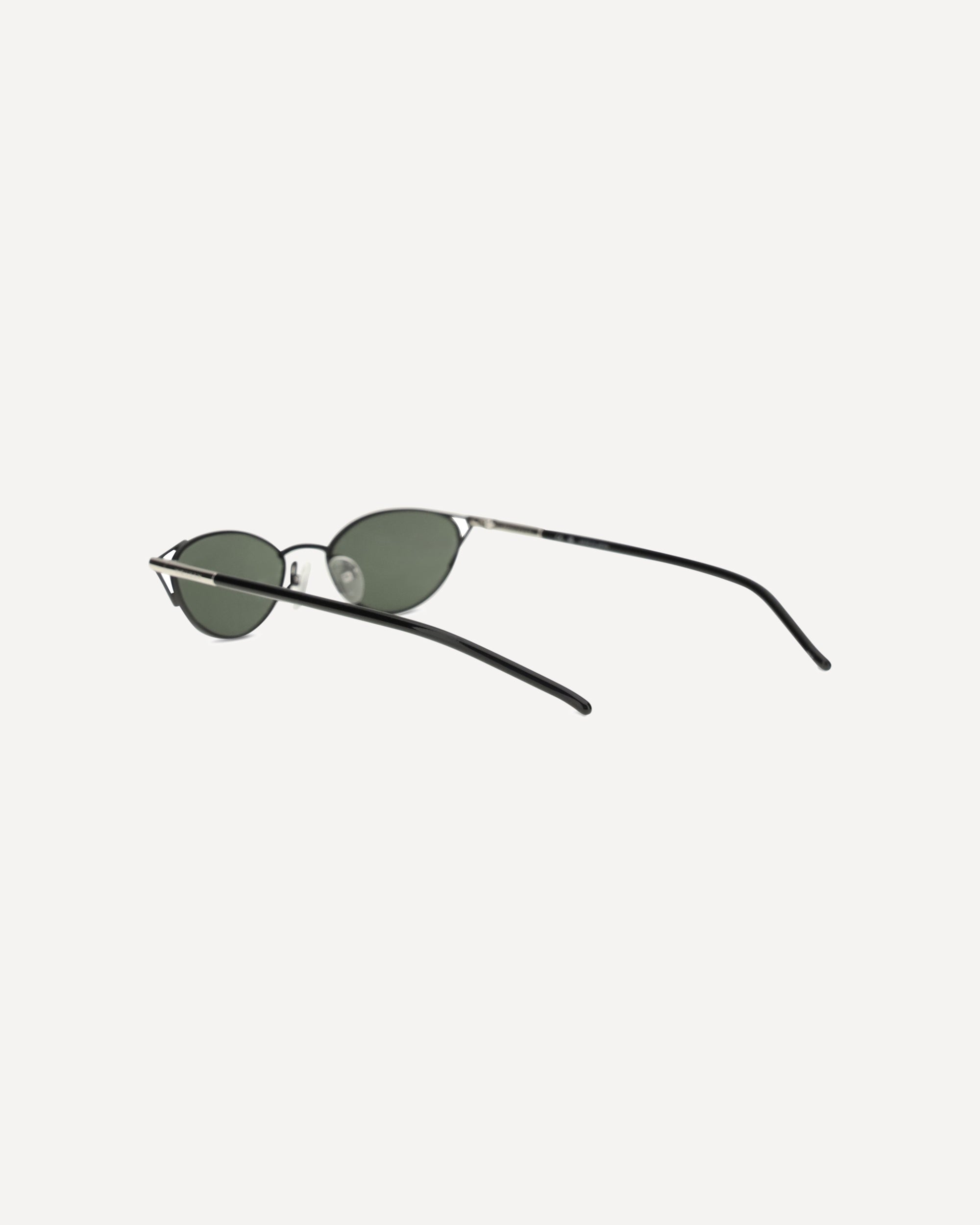 Alexander McQueen Slim Cat-Eye Sunglasses With T-Bar