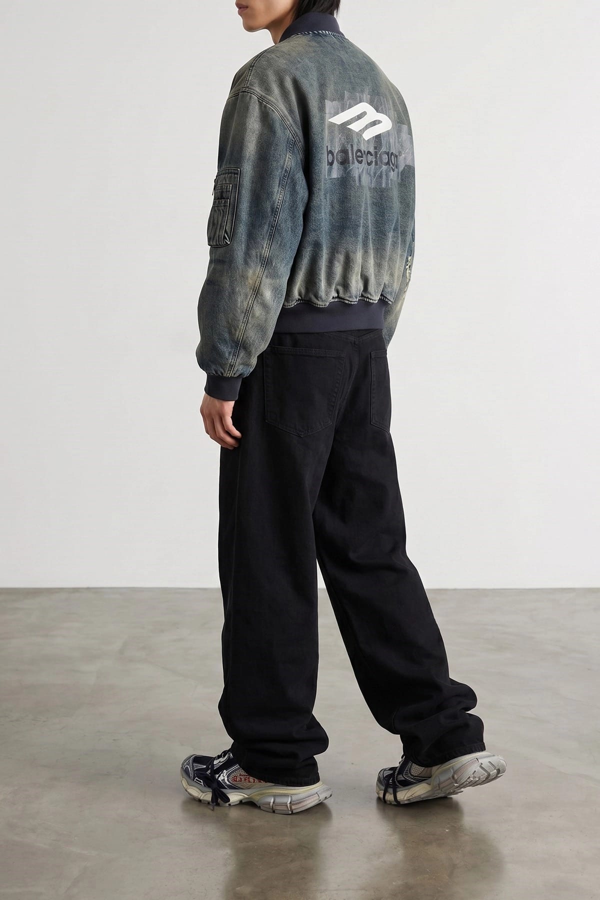 Balenciaga Bomber Standard Jacket | Sendegaro GR