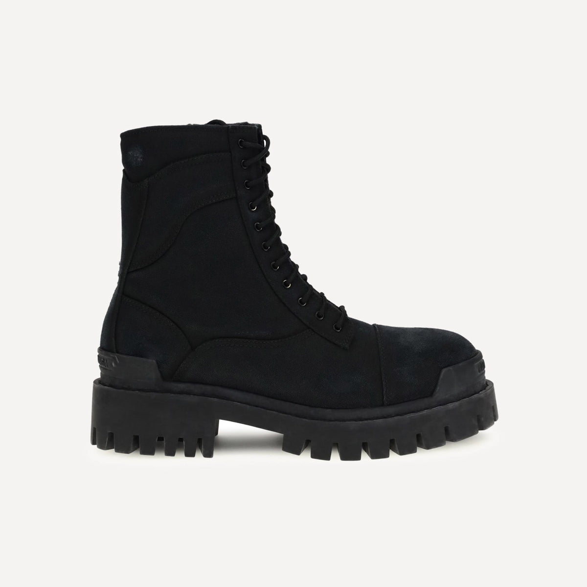 balenciaga-combat-strike-boots 
