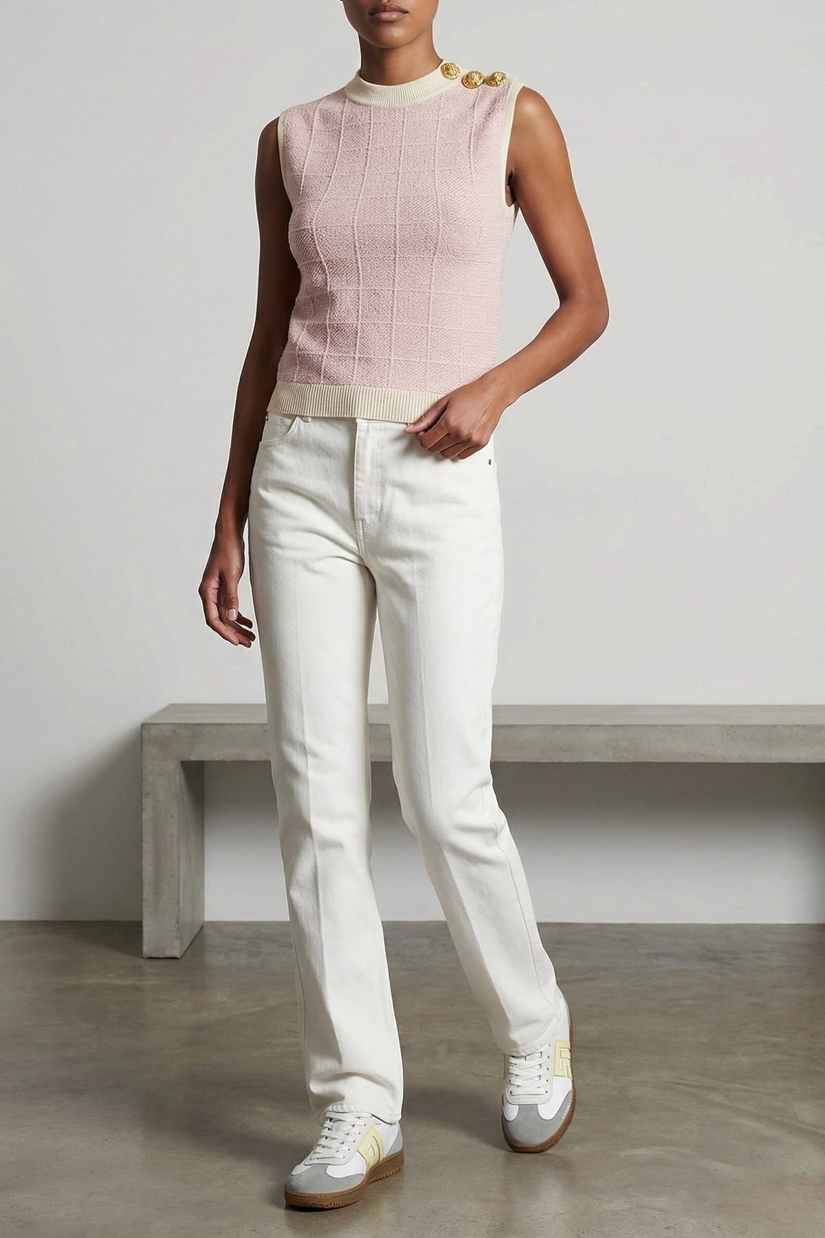Balmain Baskets Swan - alternate view
