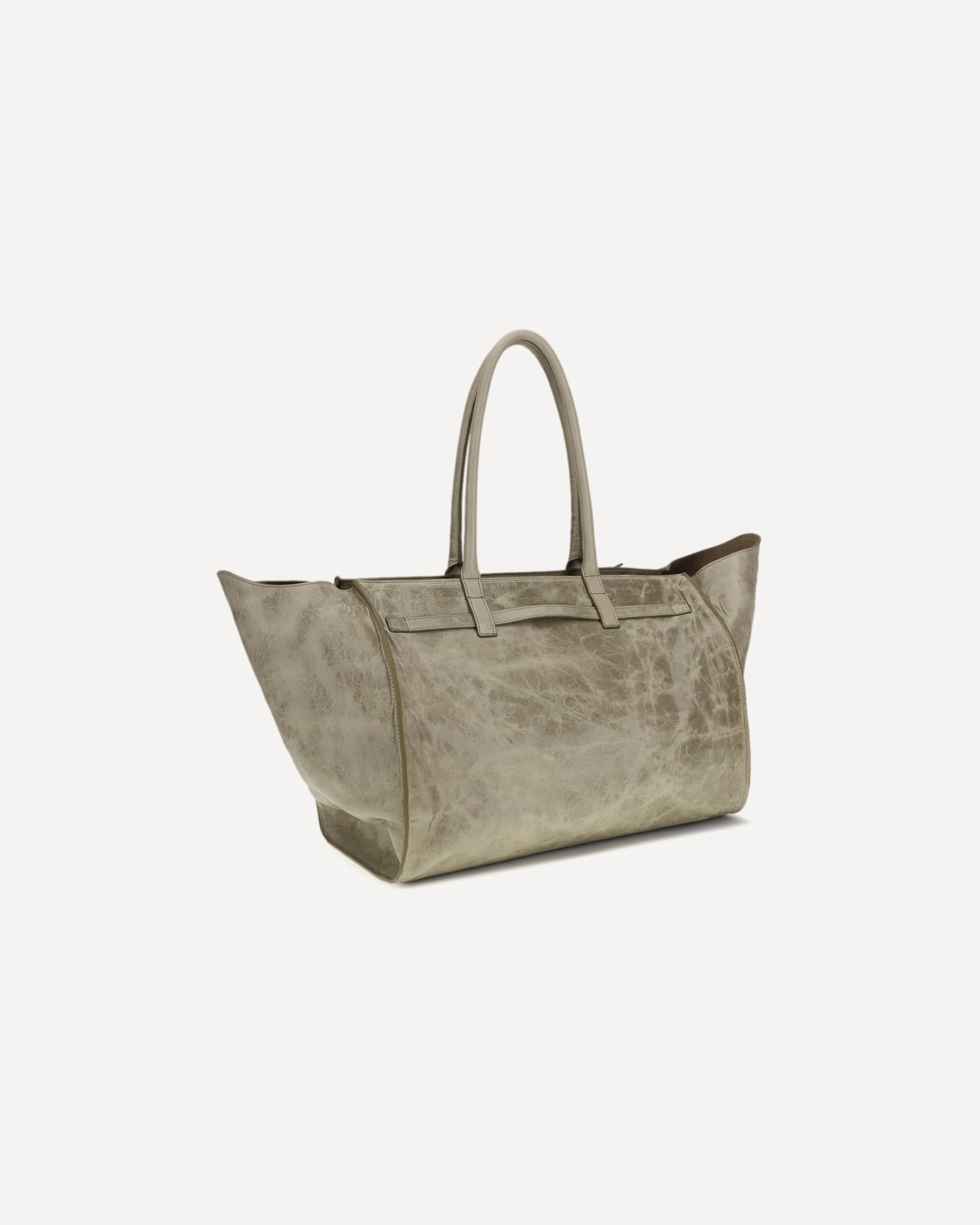 Benedetta Bruzziches Mame Weekend Tote Bag