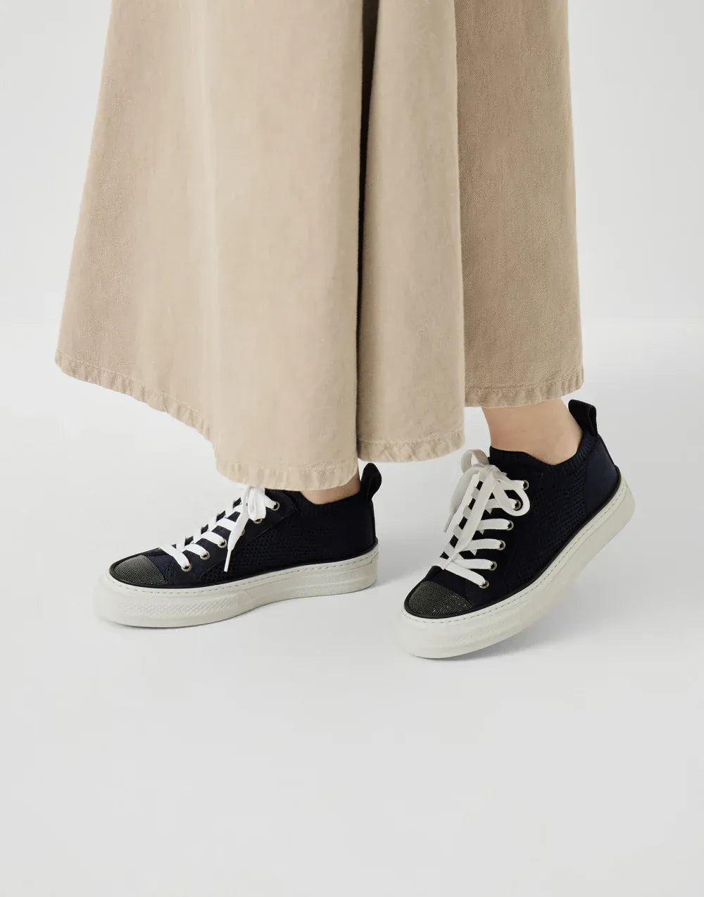 Blue Precious Toe Wildleder-Sneaker  - alternate view