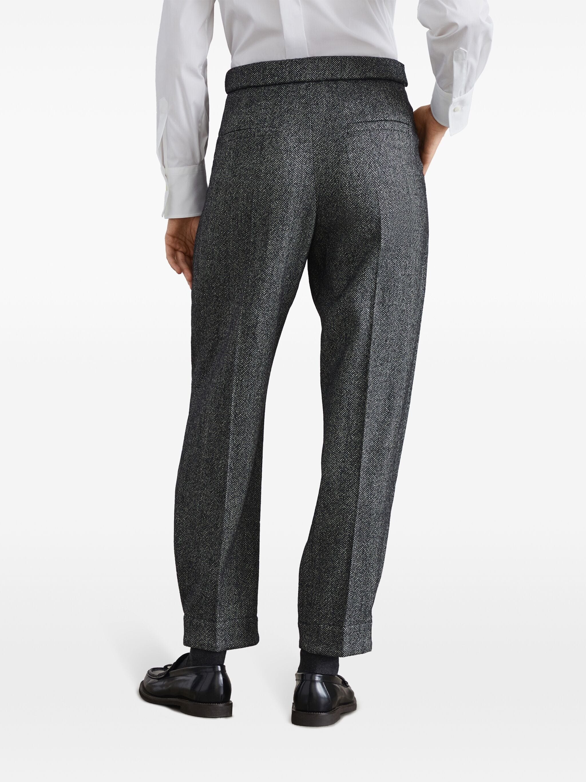 Brunello Cucinelli Herringbone-Pattern Tailored Pants