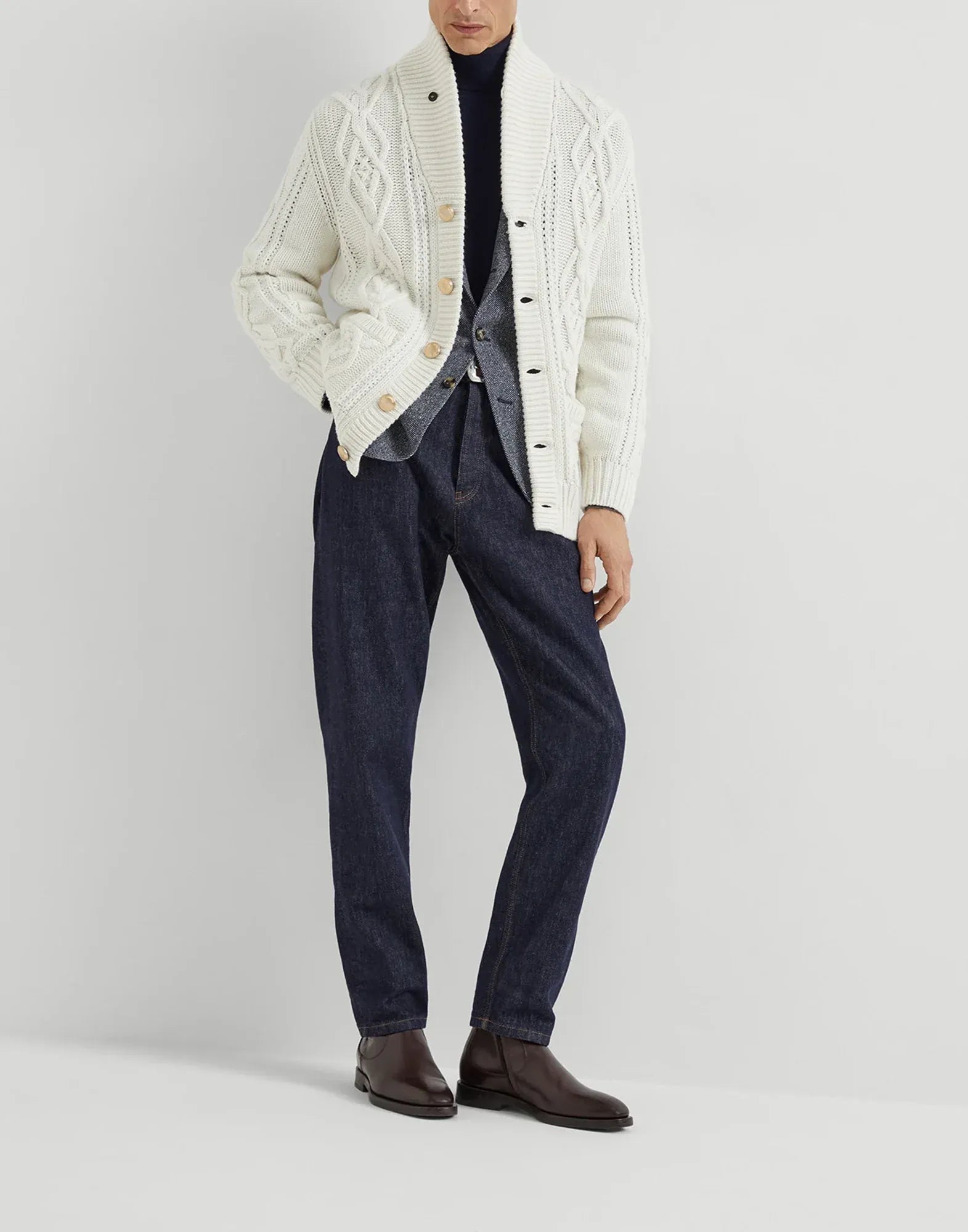 Brunello Cucinelli ネイビーブルー カシミヤ タートルネックセーター