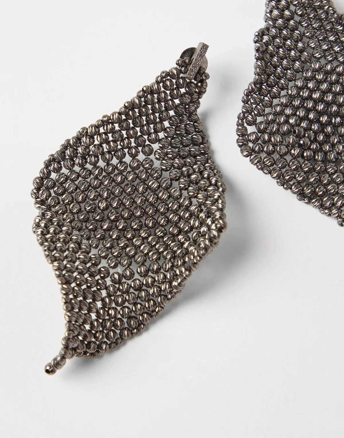 Brunello Cucinelli Silver Sculptured Earrings | Sendegaro IT Brunello Cucinelli Silver Sculptured Earrings | Sendegaro IT