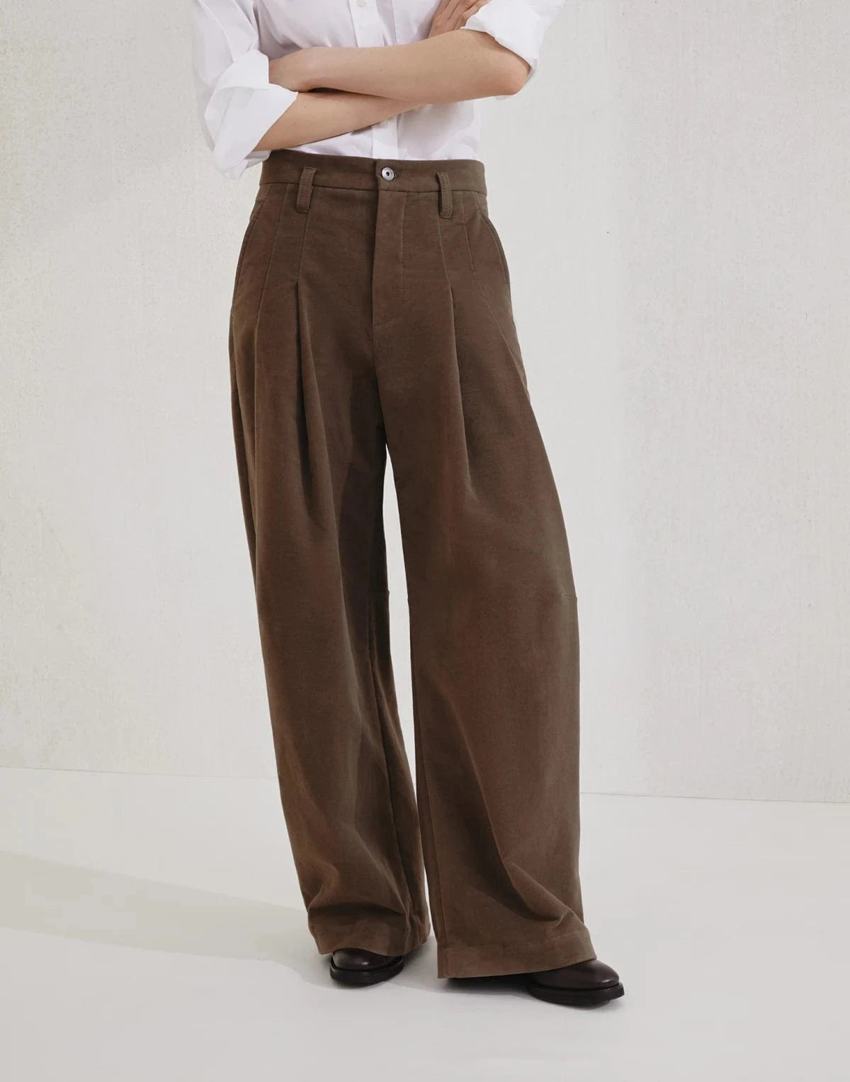 Brunello Cucinelli Stretch Cotton Barrel Trousers | Sendegaro US Brunello Cucinelli Stretch Cotton Barrel Trousers | Sendegaro US