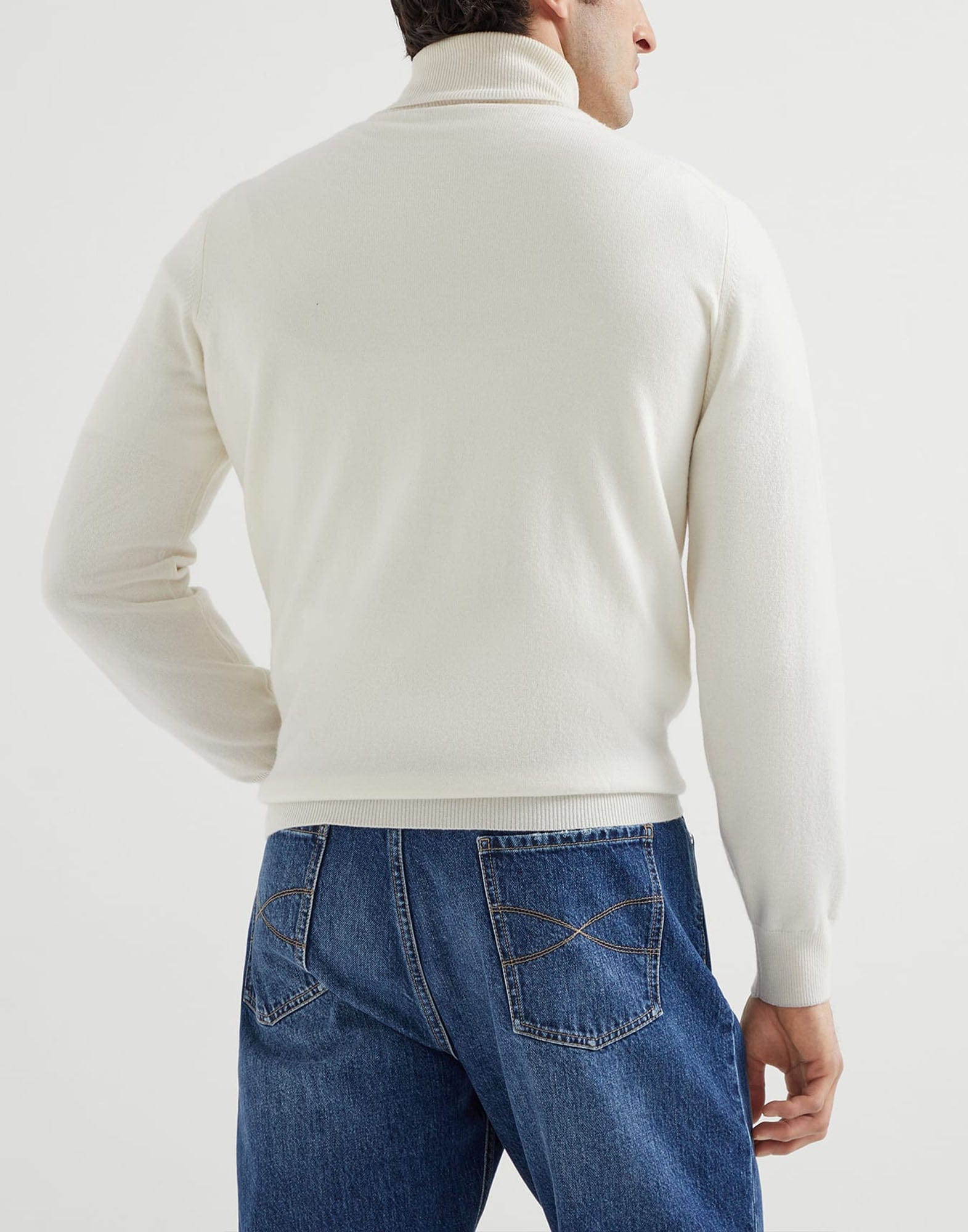 Brunello Cucinelli White Cashmere Turtleneck Sweater