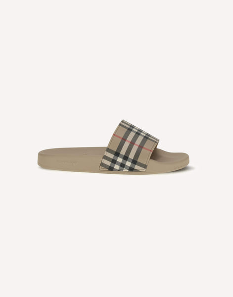 burberry-check-slippers-slides