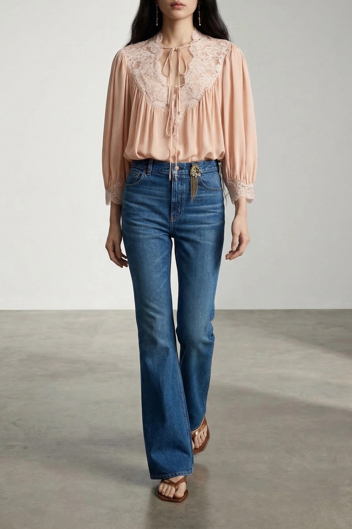 Chloé Chloé Iconic Gold Pendant Earrings