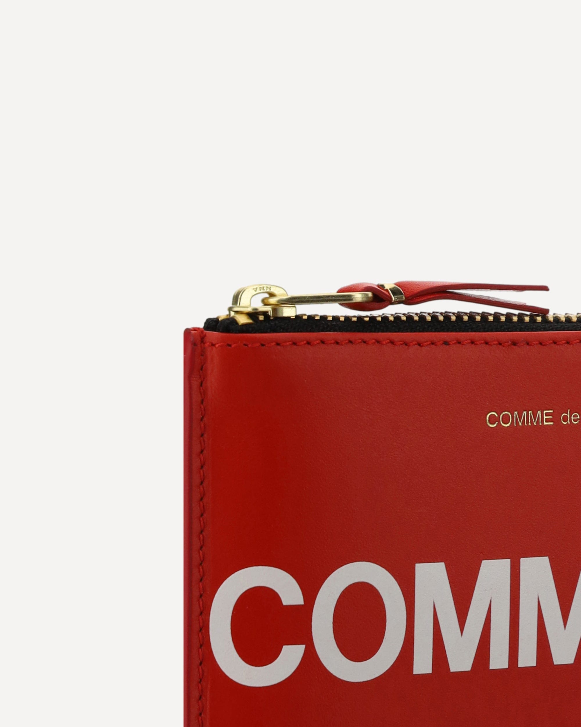 Comme Des Garçons Calfskin Coin Purse With Zipper Closure