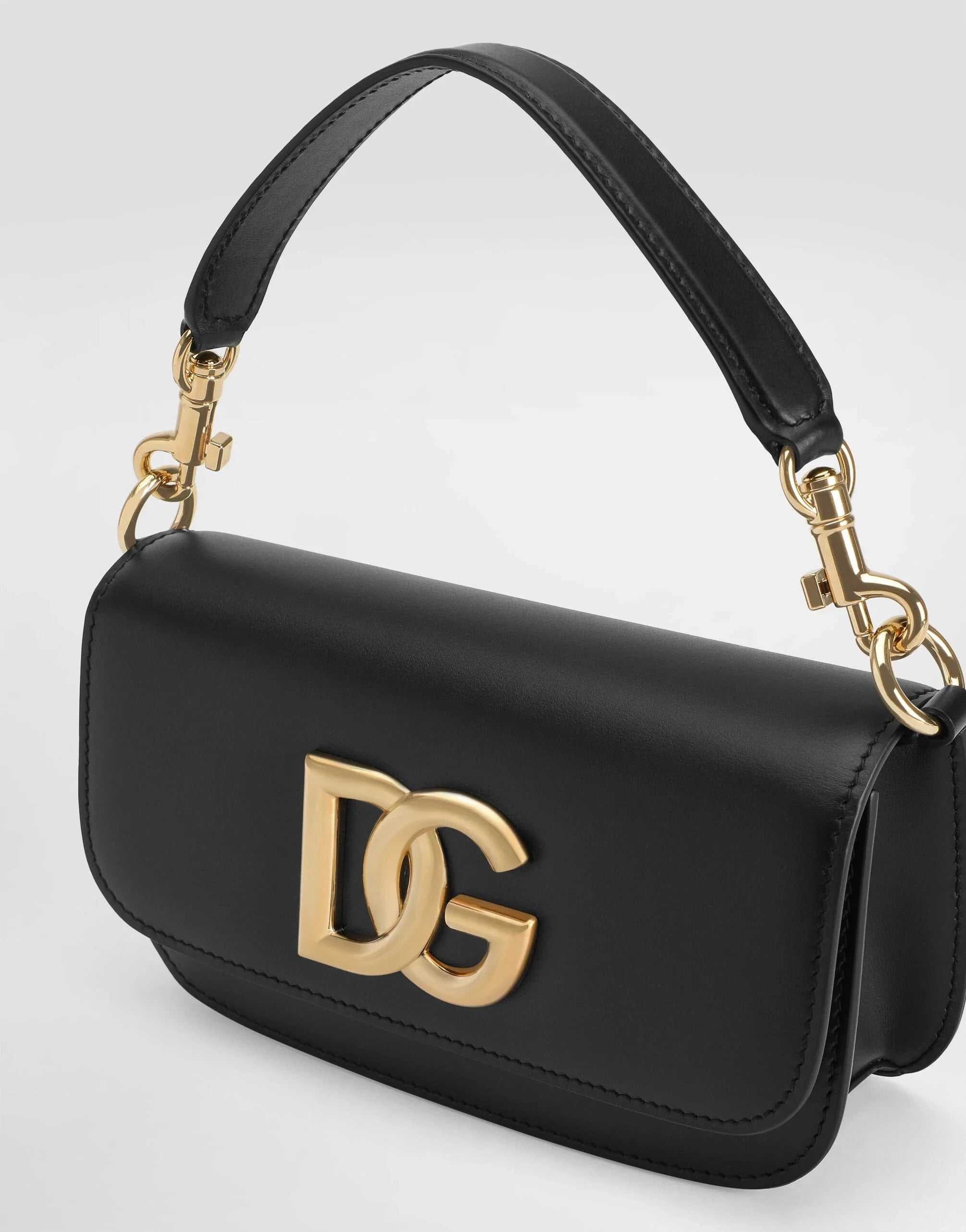 Dolce & Gabbana Black 3.5 Crossbody Bag | Sendegaro MC Dolce & Gabbana Black 3.5 Crossbody Bag | Sendegaro MC