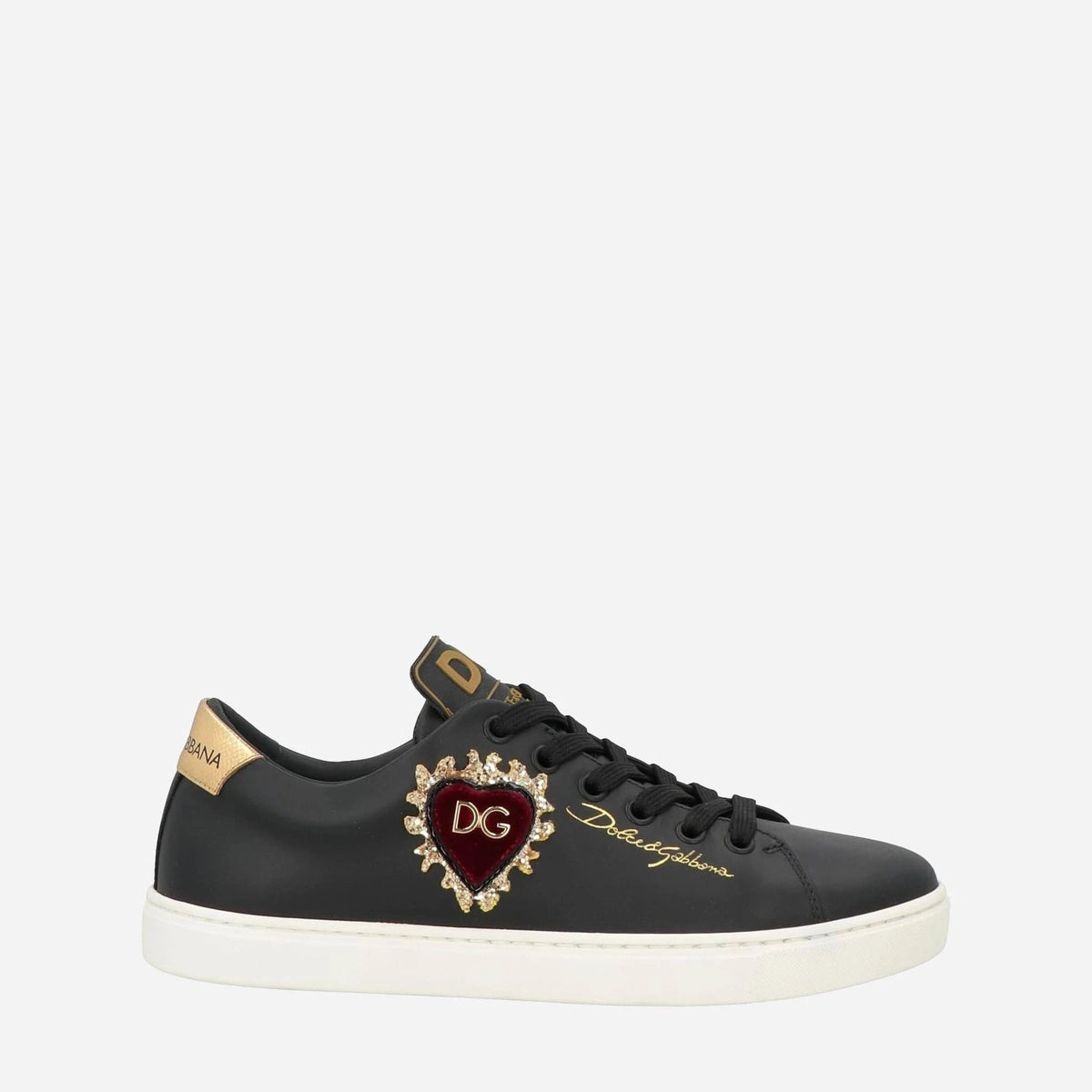 Dolce & Gabbana 黒い神聖な心装飾されたスニーカー | Sendegaro JP