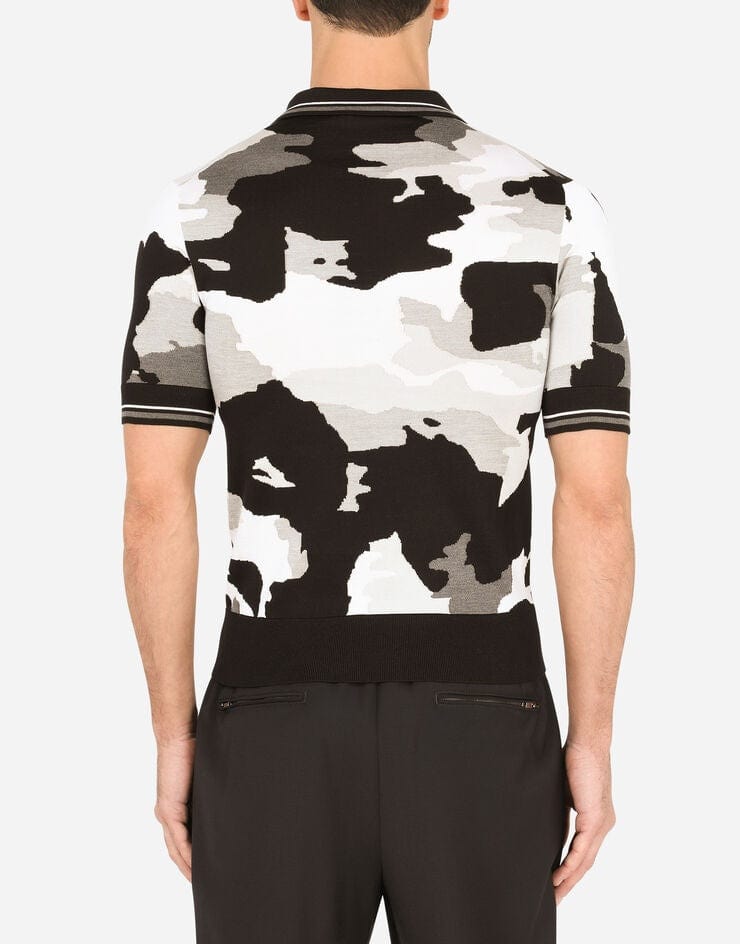 トップス 00s dolce&gabbana camo pattern polo Dolce & Gabbana Camouflage Silk Polo Shirt | Sendegaro BG
