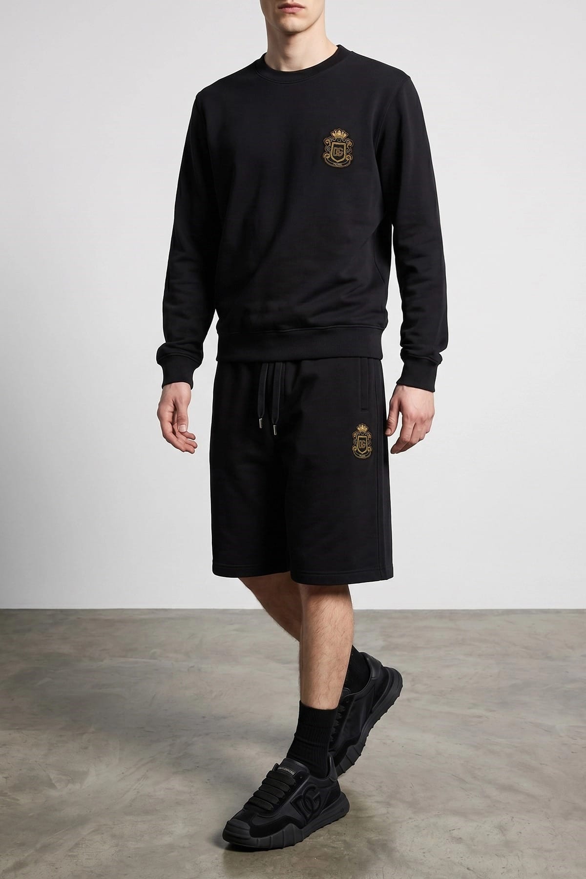 Dolce & Gabbana Shorts bermuda à armoiries Dolce & Gabbana - alternate view