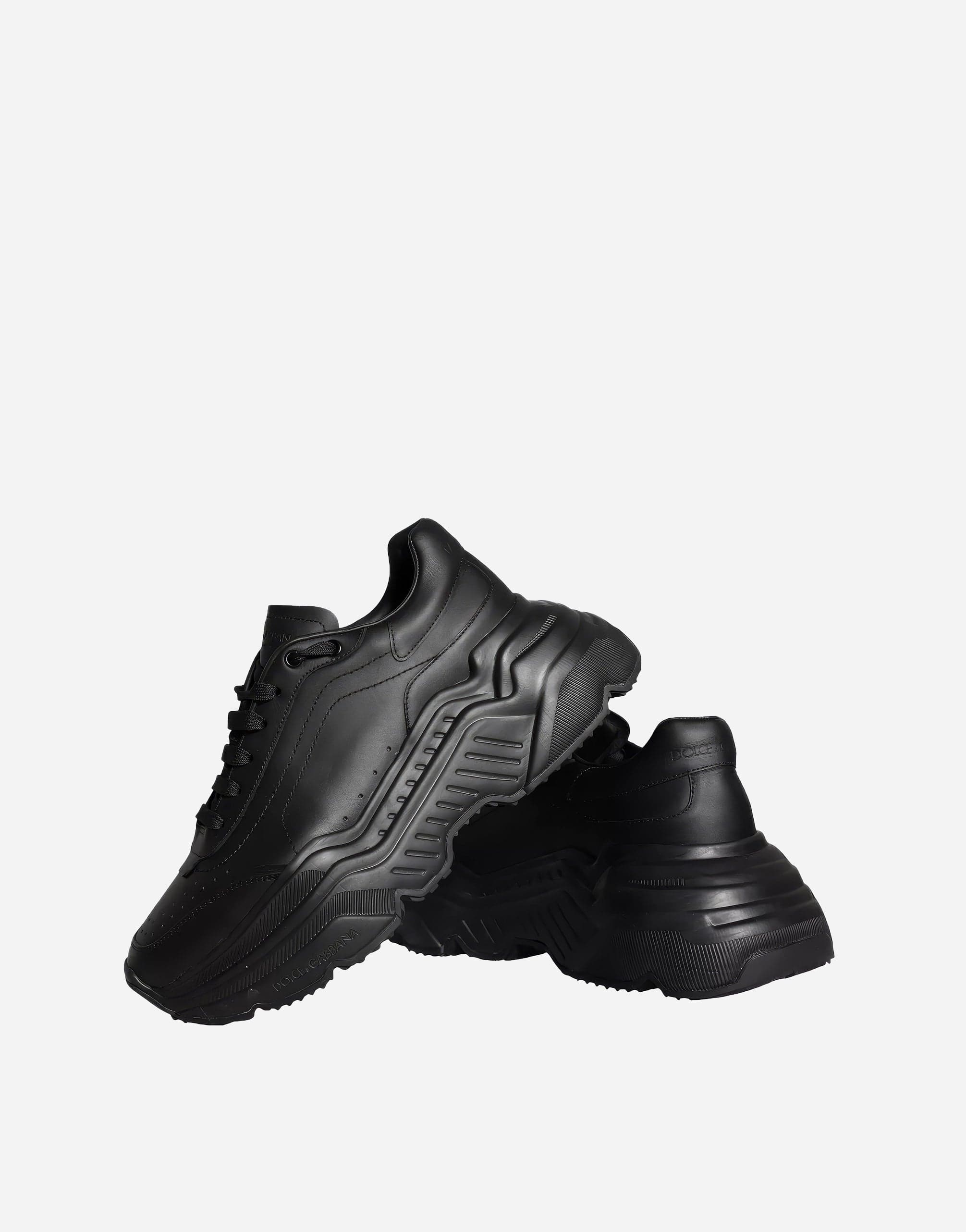 Dolce & Gabbana Leather Daymaster Sneakers In Black