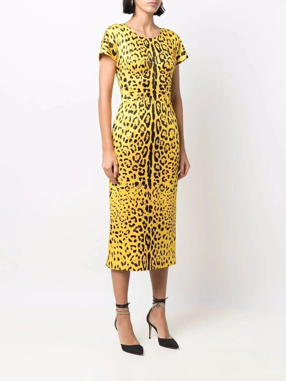 Vestido lápis de manga curta com estampa de leopardo - alternate view