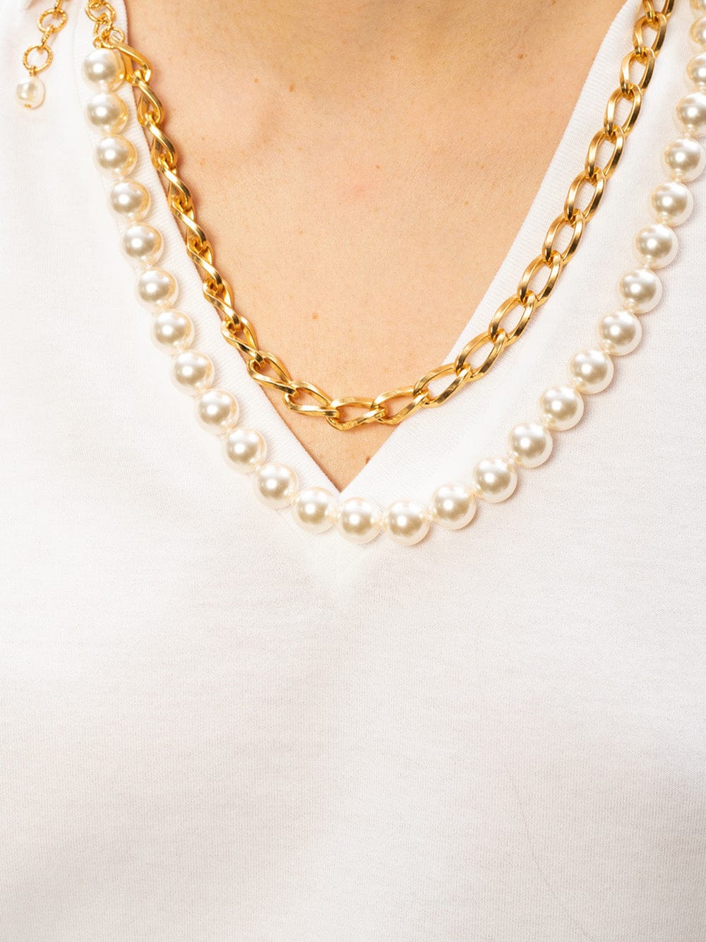Dolce & Gabbana Pearl Necklace T-Shirt