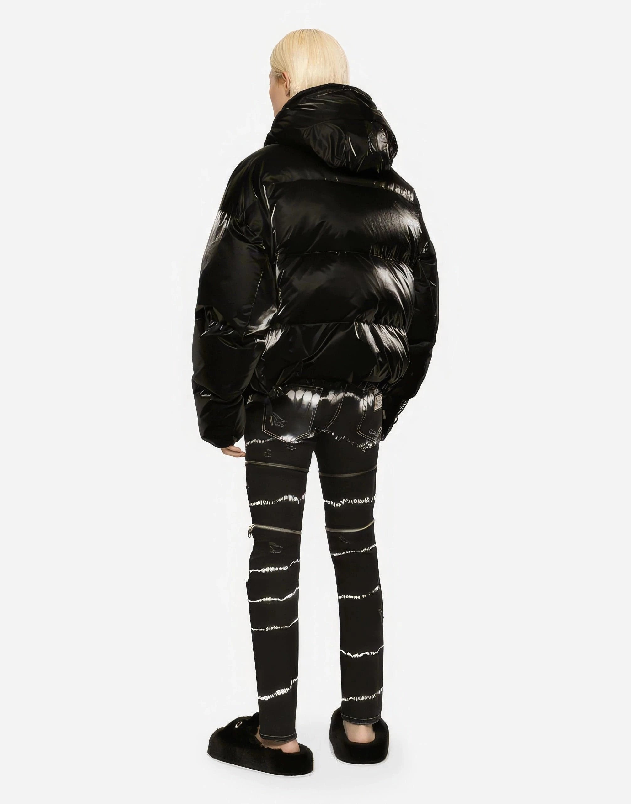 Dolce & Gabbana Quilted Logo-Plaque Jacket | Sendegaro LB