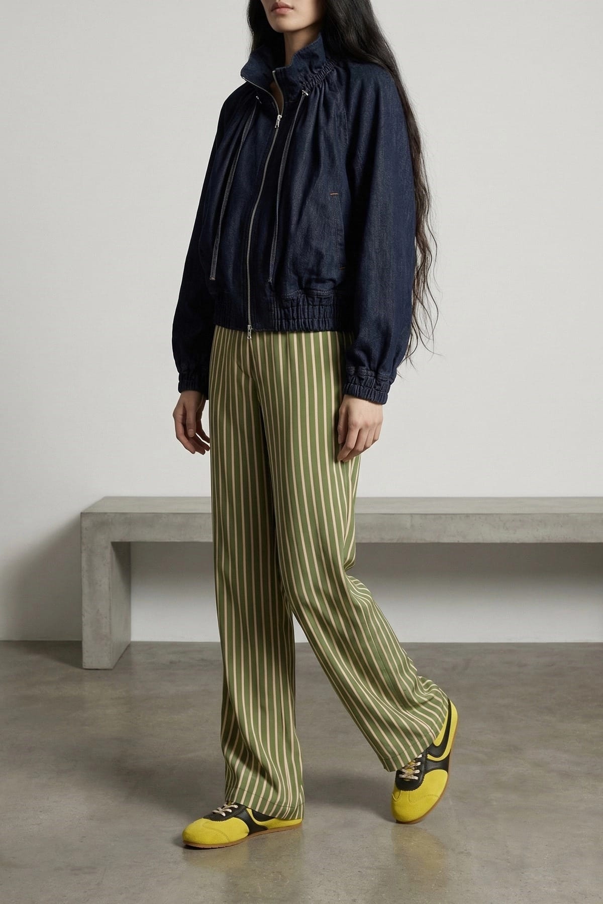 Dries Van Noten Baskets en daim jaune - alternate view