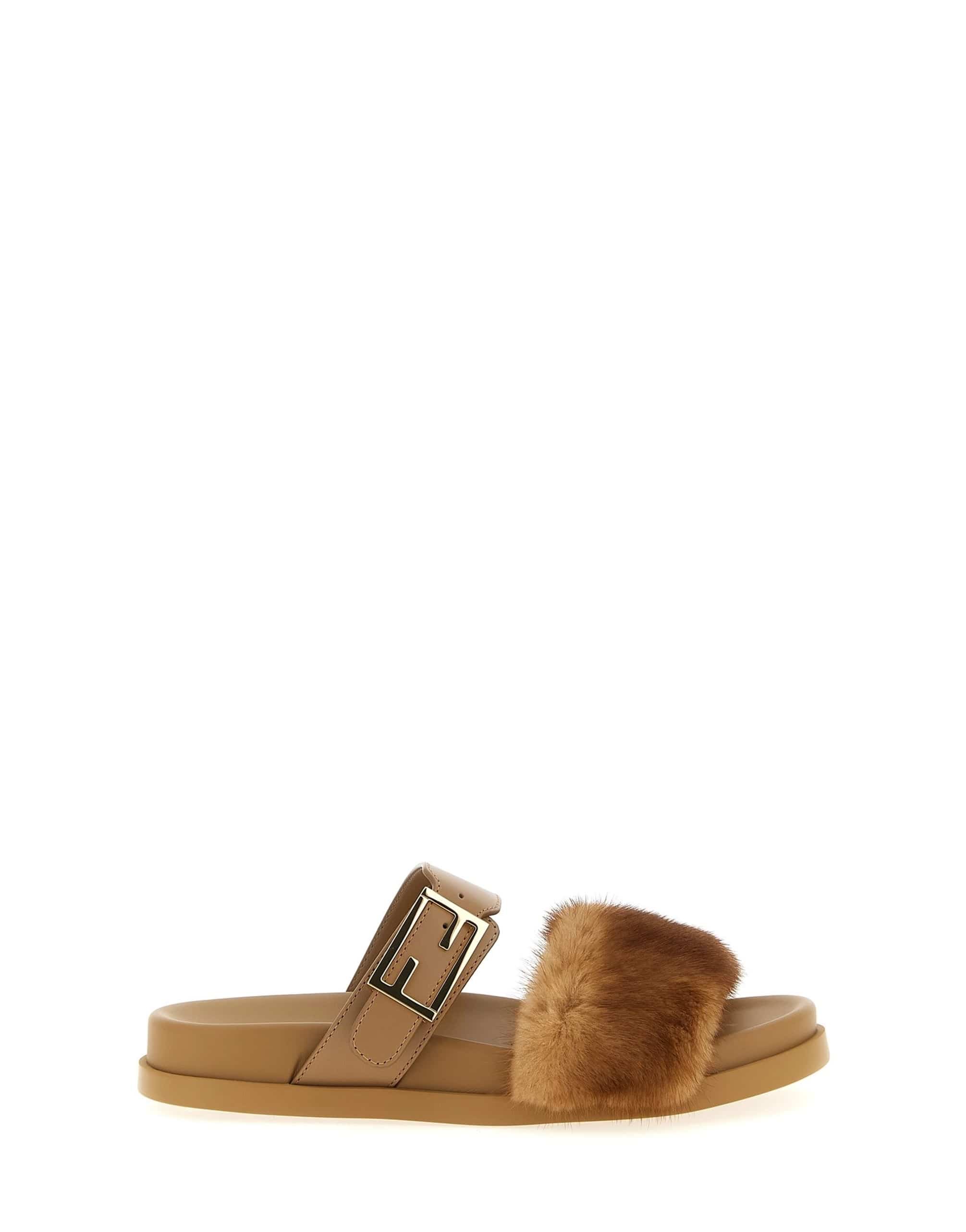Fendi Feel Leather Slides