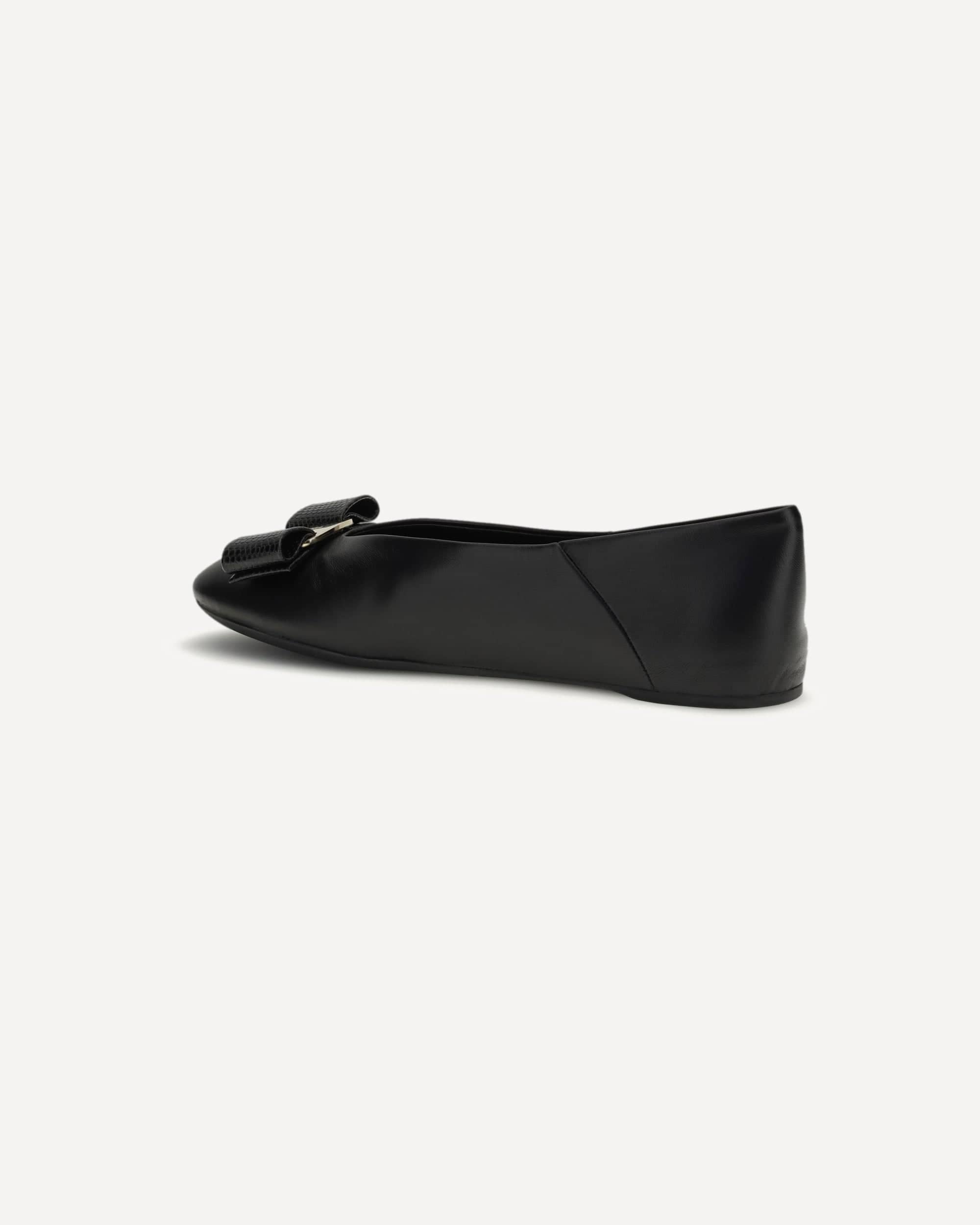 Ferragamo Vara Bow Ballerinas
