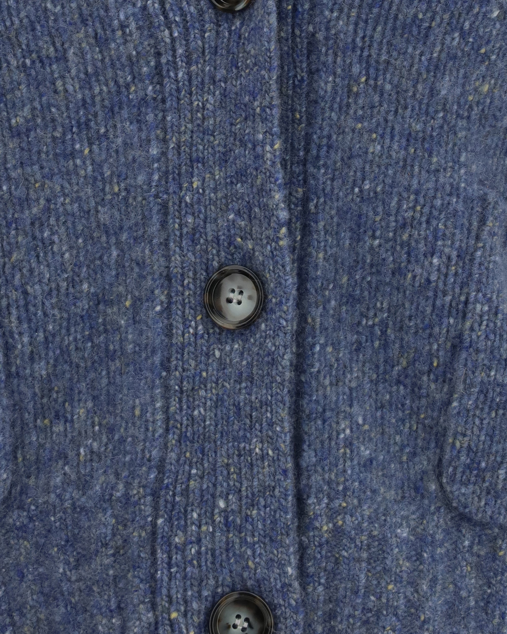 Allude Cashmere V-Neck Cardigan