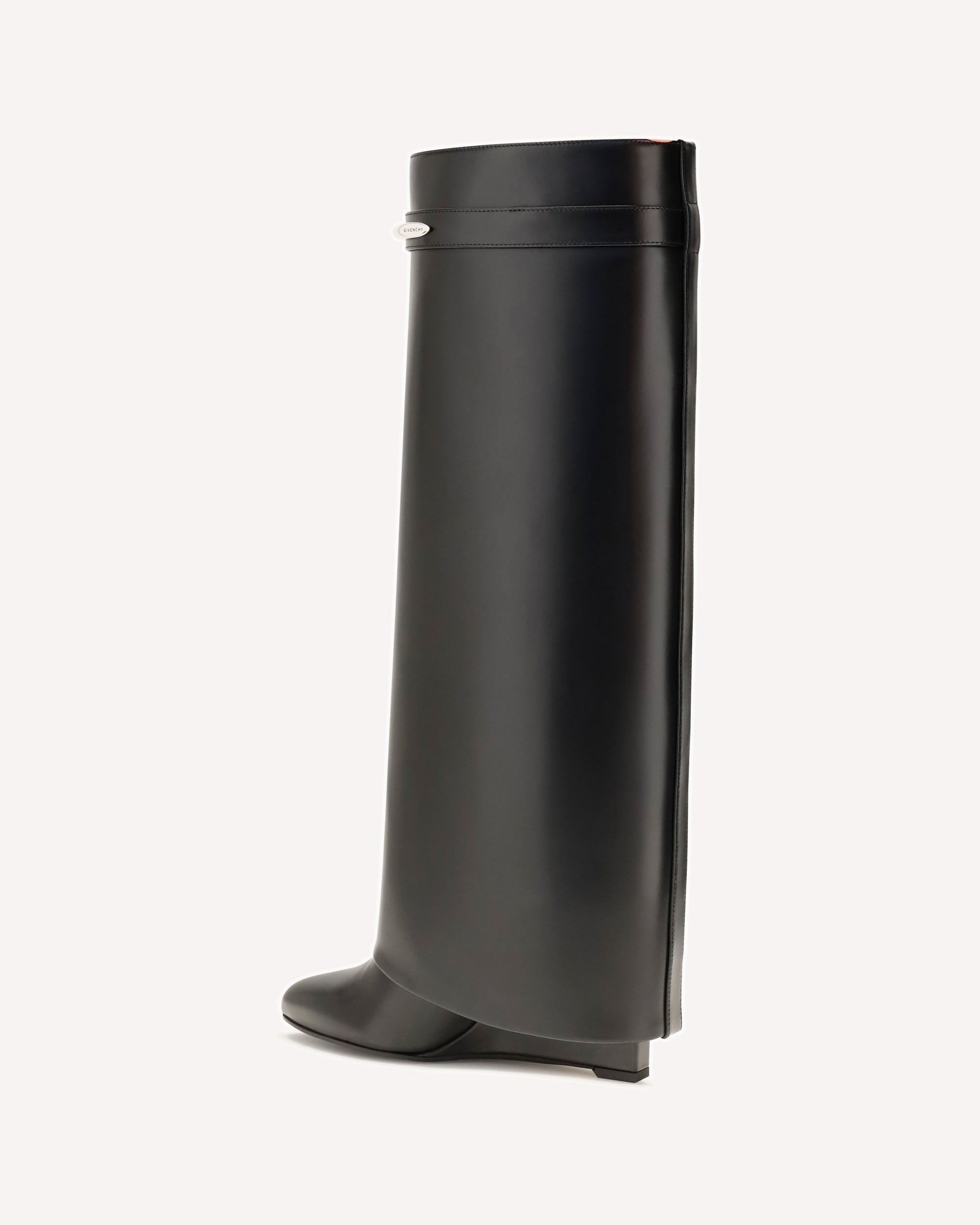Givenchy Leather Shark Boots | Sendegaro