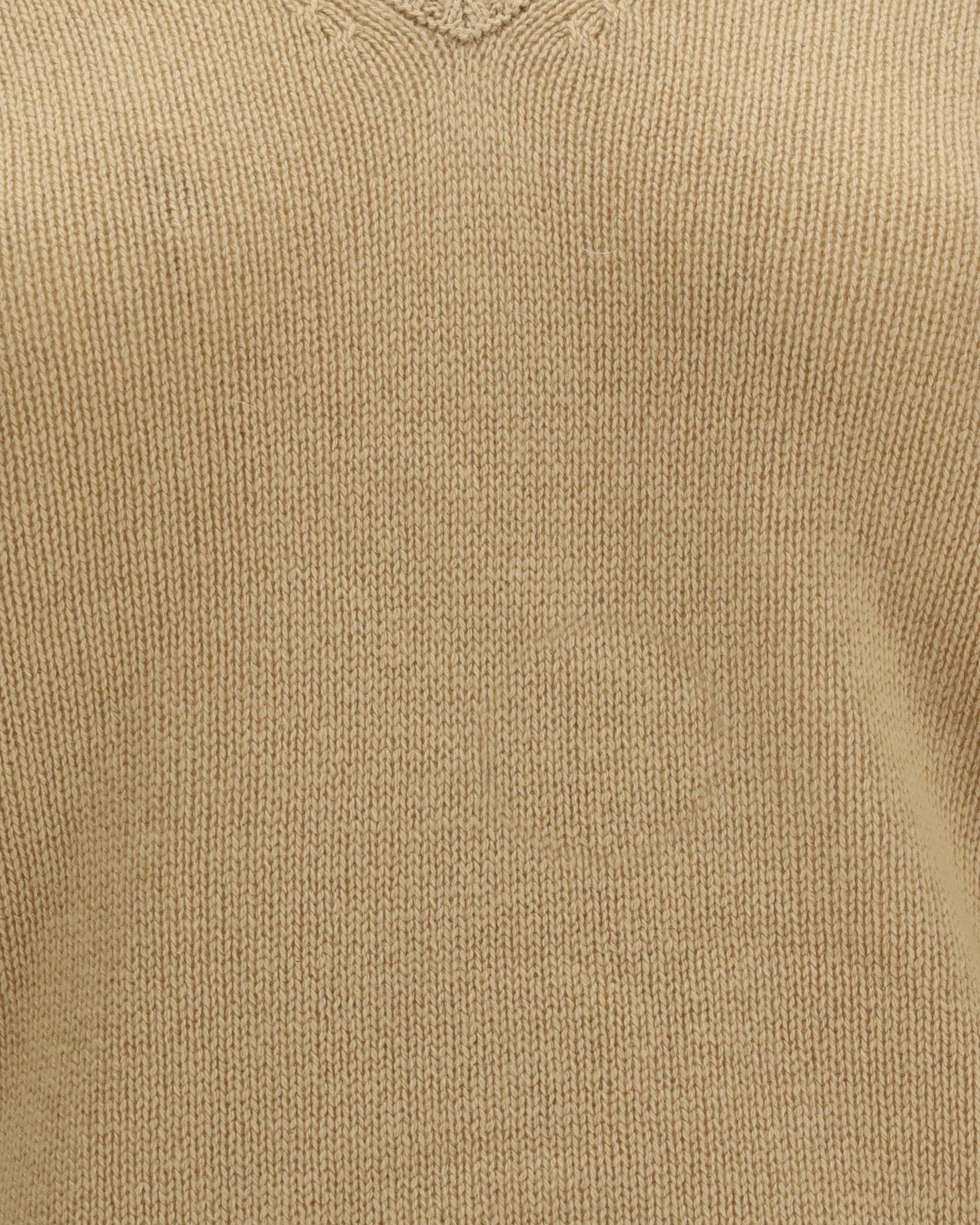 Allude V-Neck Cashmere Sweater
