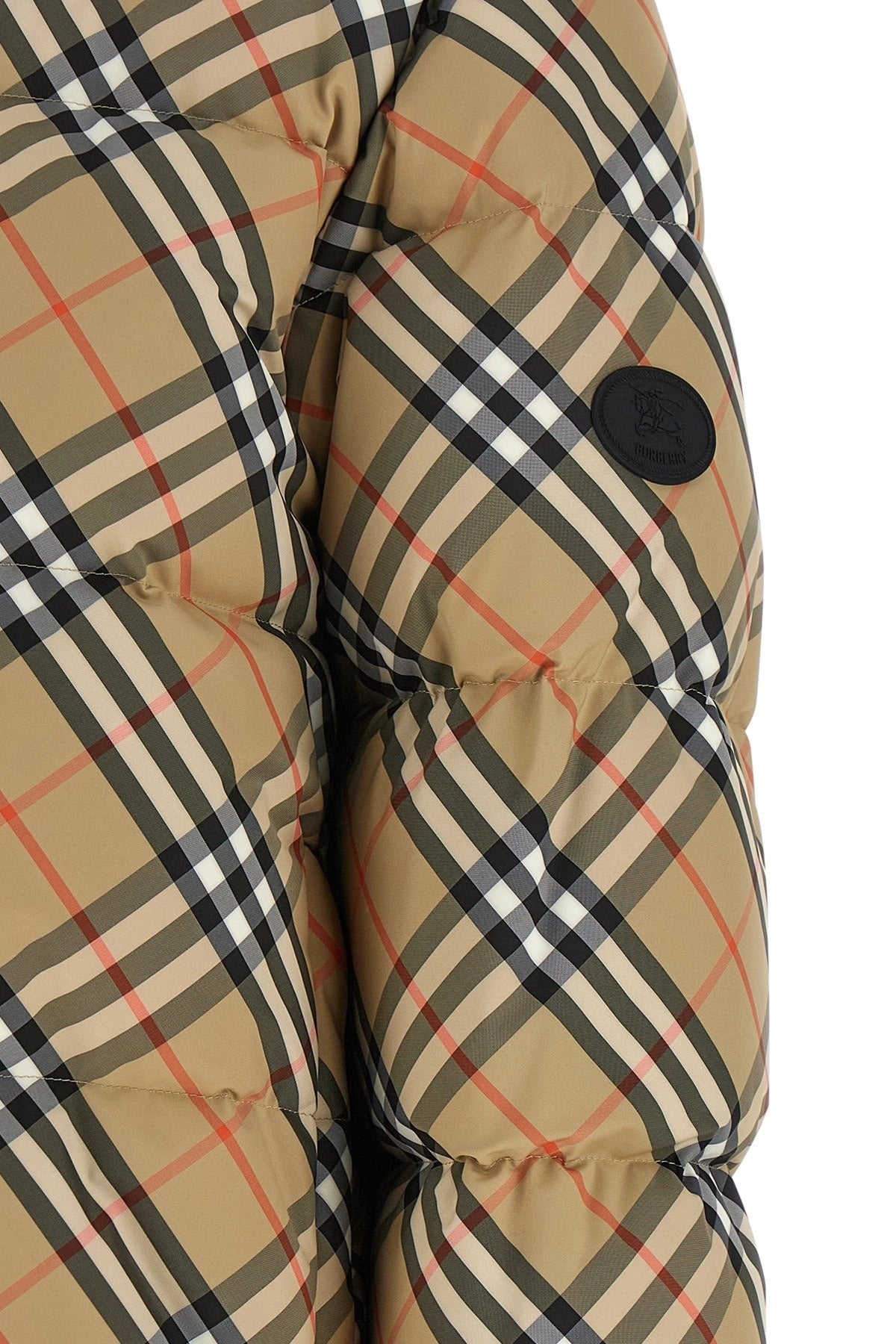 Burberry Ambleside Check جاكيت مبطن بالريش