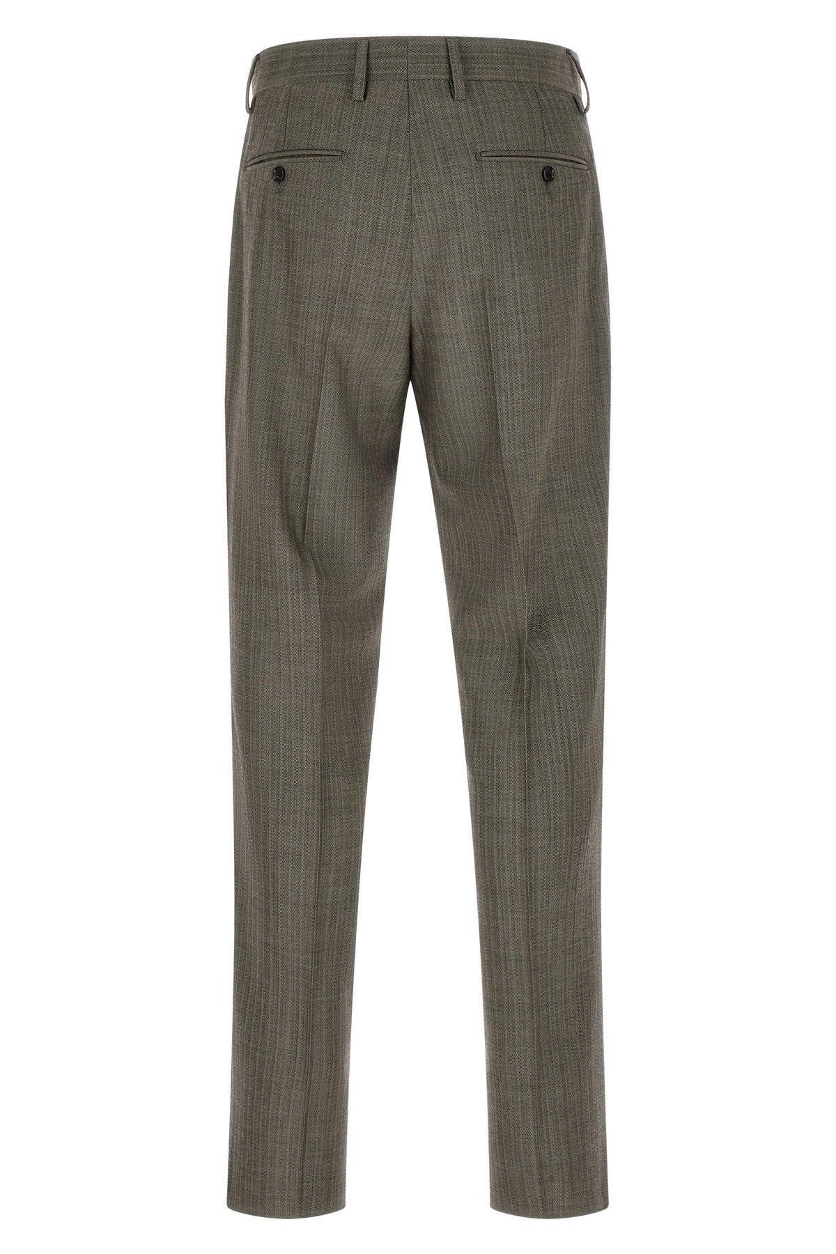 Lardini Feeling Double-Breasted Suit