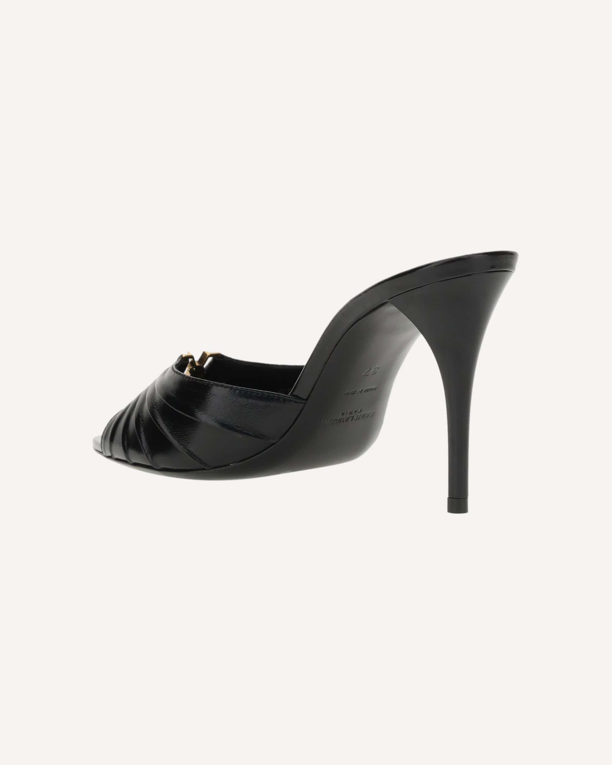 Saint Laurent صنادل بابيلون