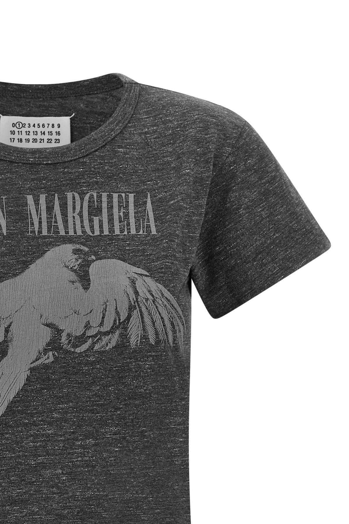 تي شيرت بطبعة غرافيك وغرز Four Stitches من Maison Margiela