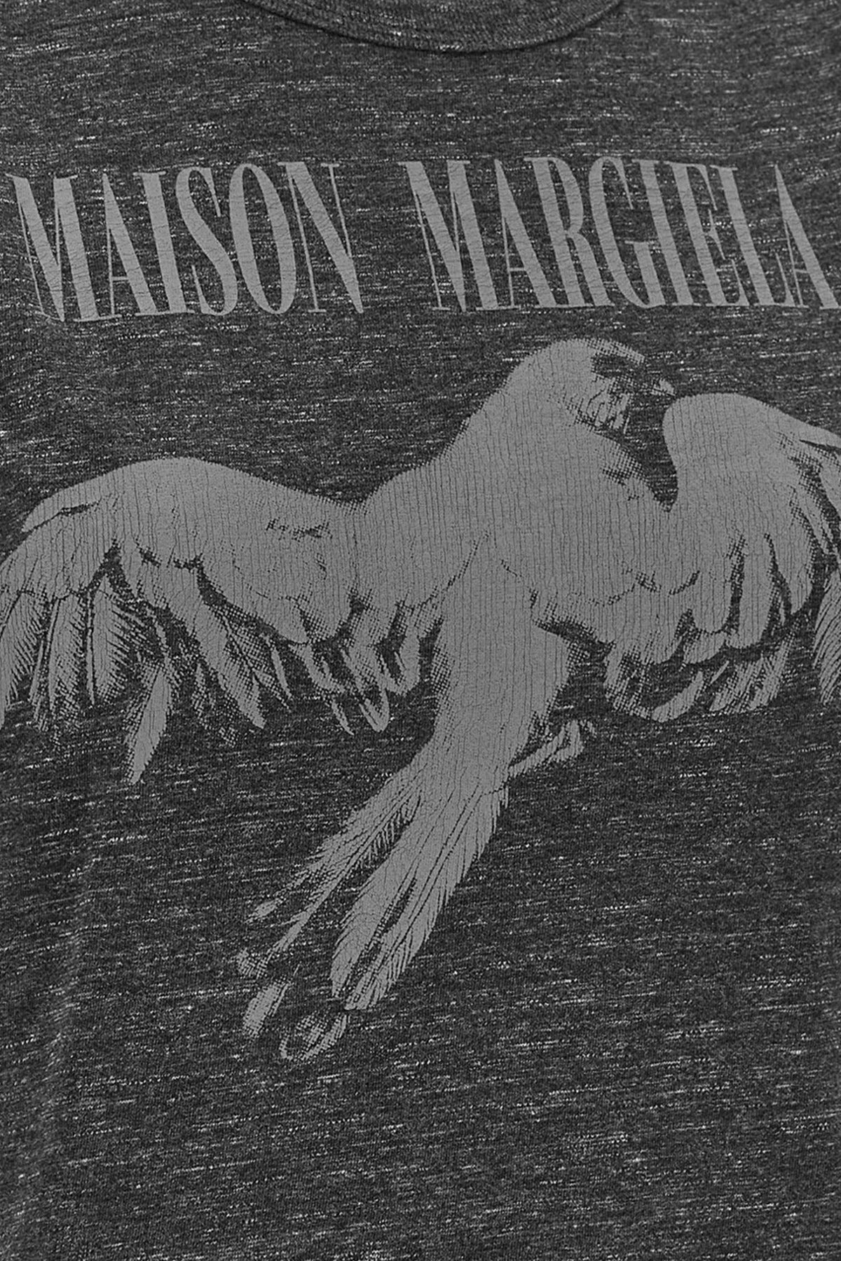 تي شيرت بطبعة غرافيك وغرز Four Stitches من Maison Margiela