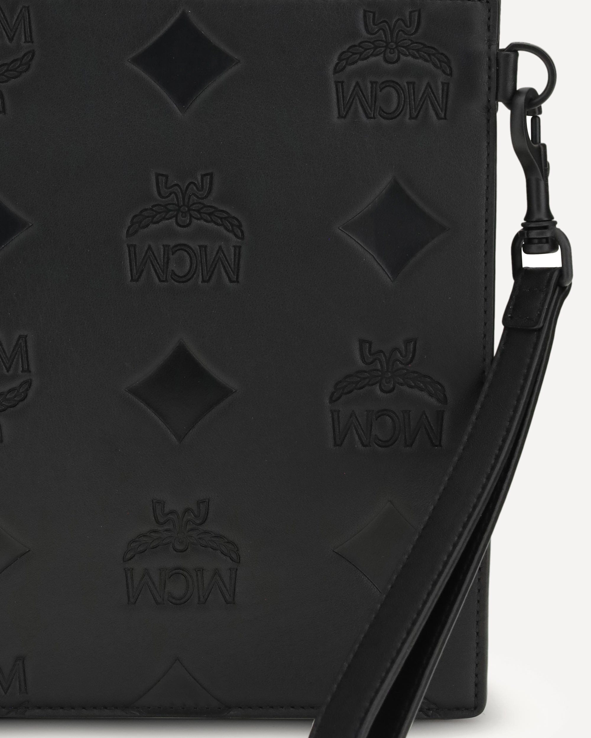 MCM Aren Wristlet Pouch
