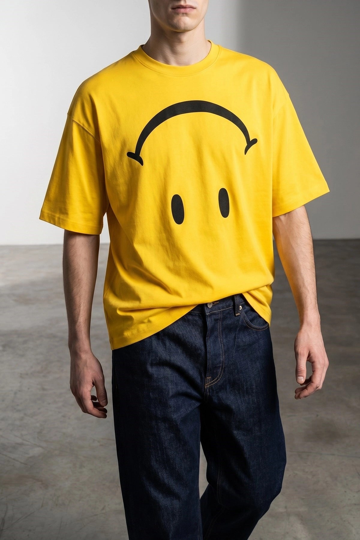 Moschino Smiley Graphic T-Shirt - alternate view