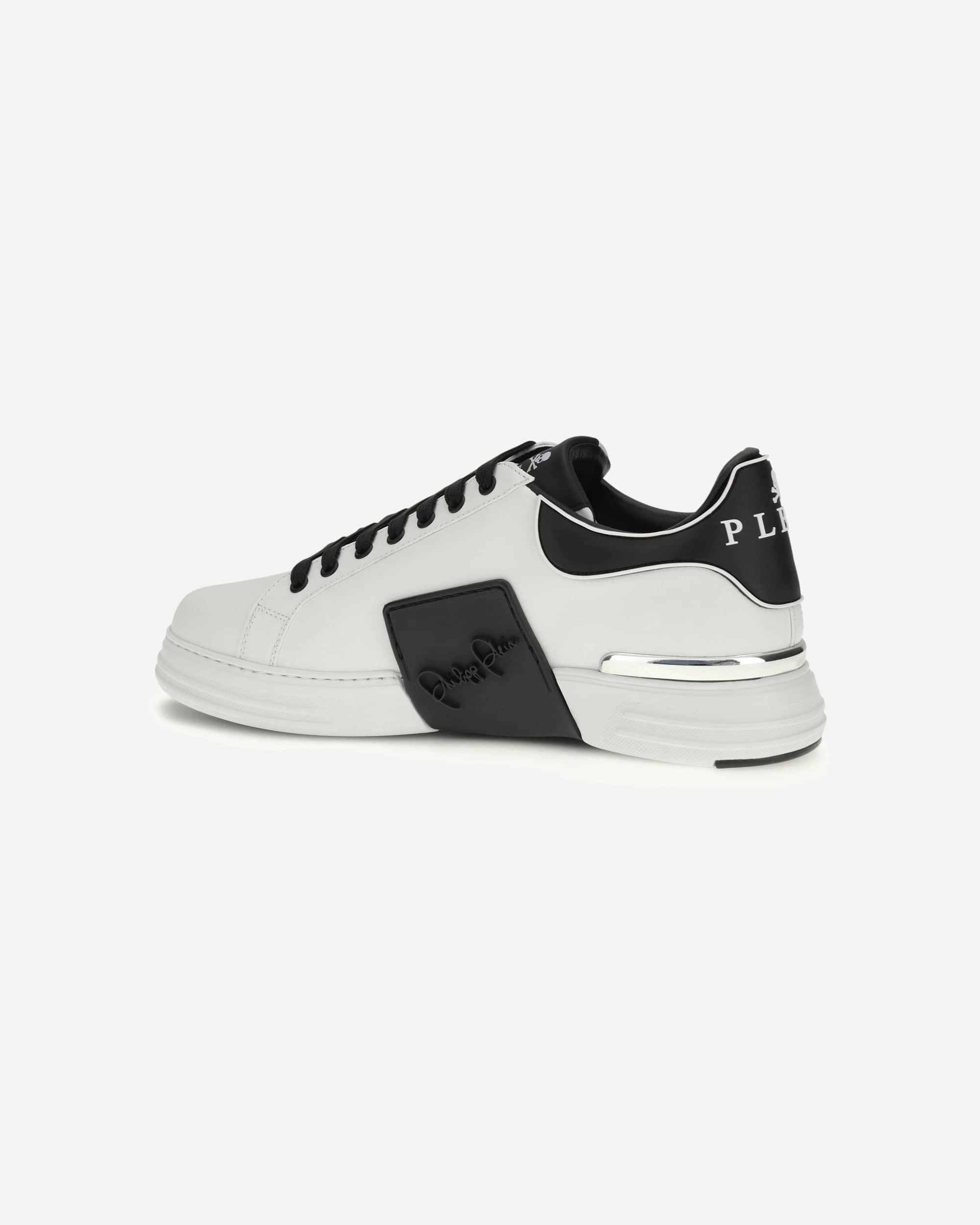 Philipp Plein Phantom Leather Low-Top Sneakers
