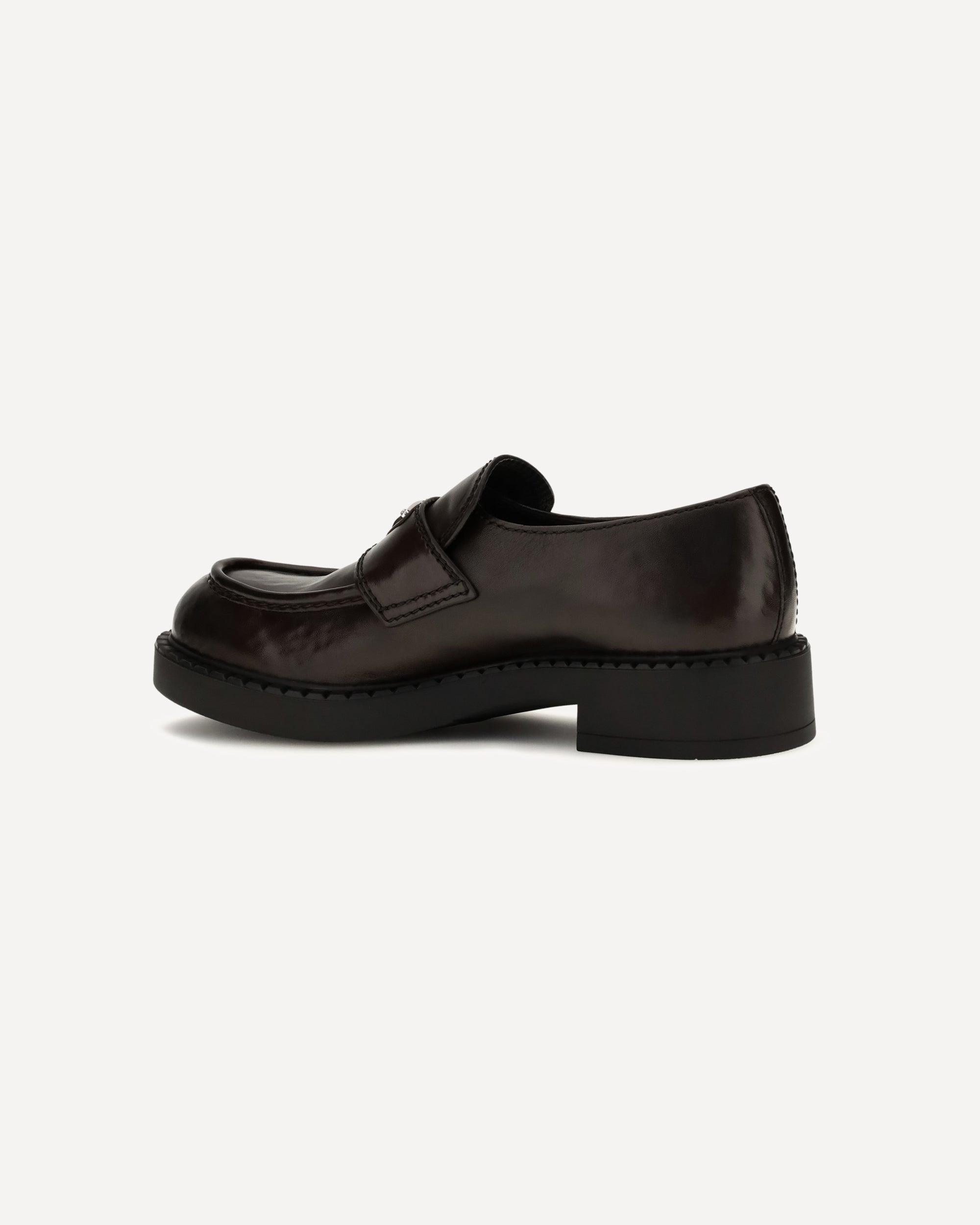 Mocassins Prada en cuir brossé
