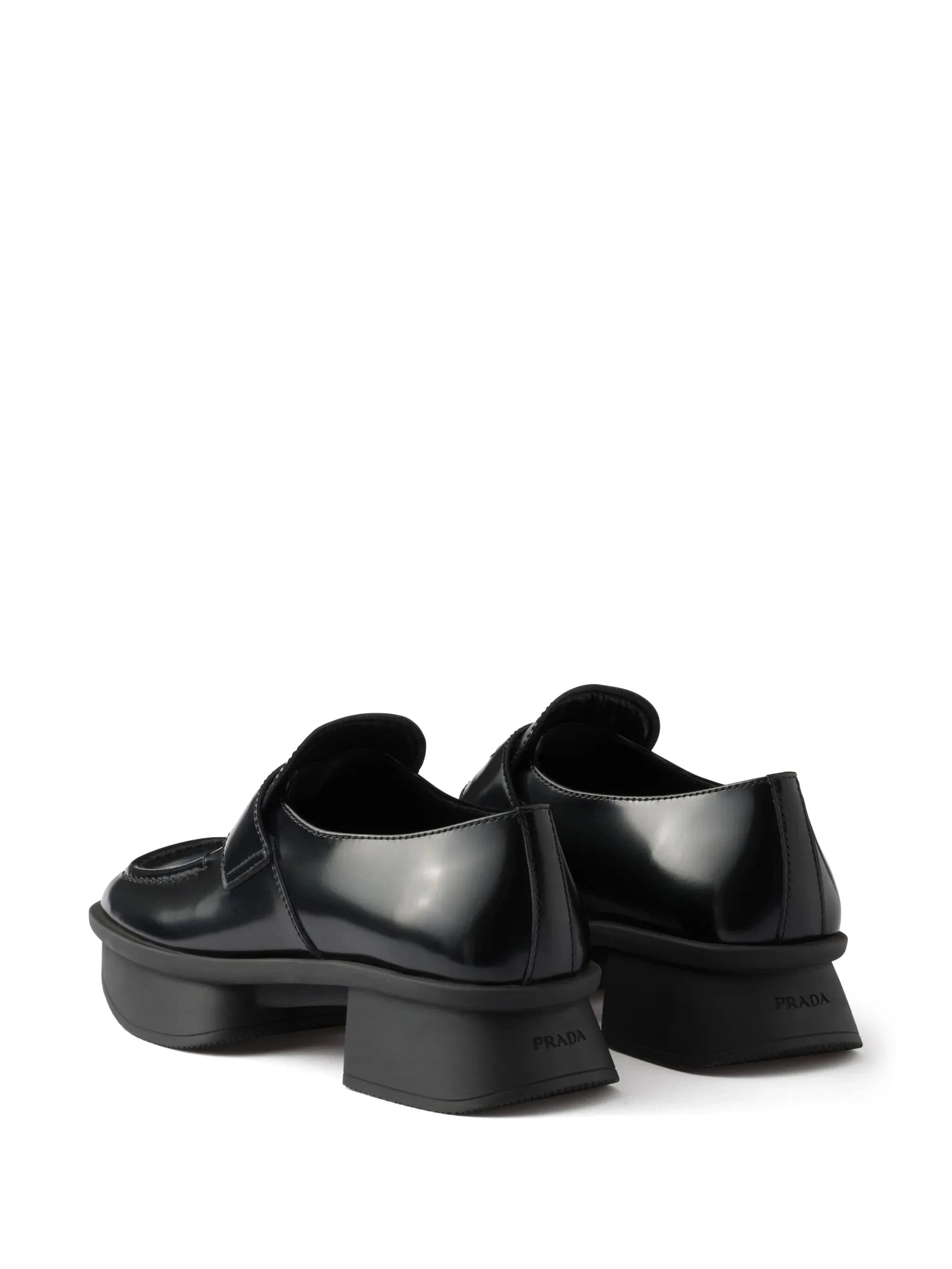 Prada Equal Brushed Leather Loafers | Sendegaro ES