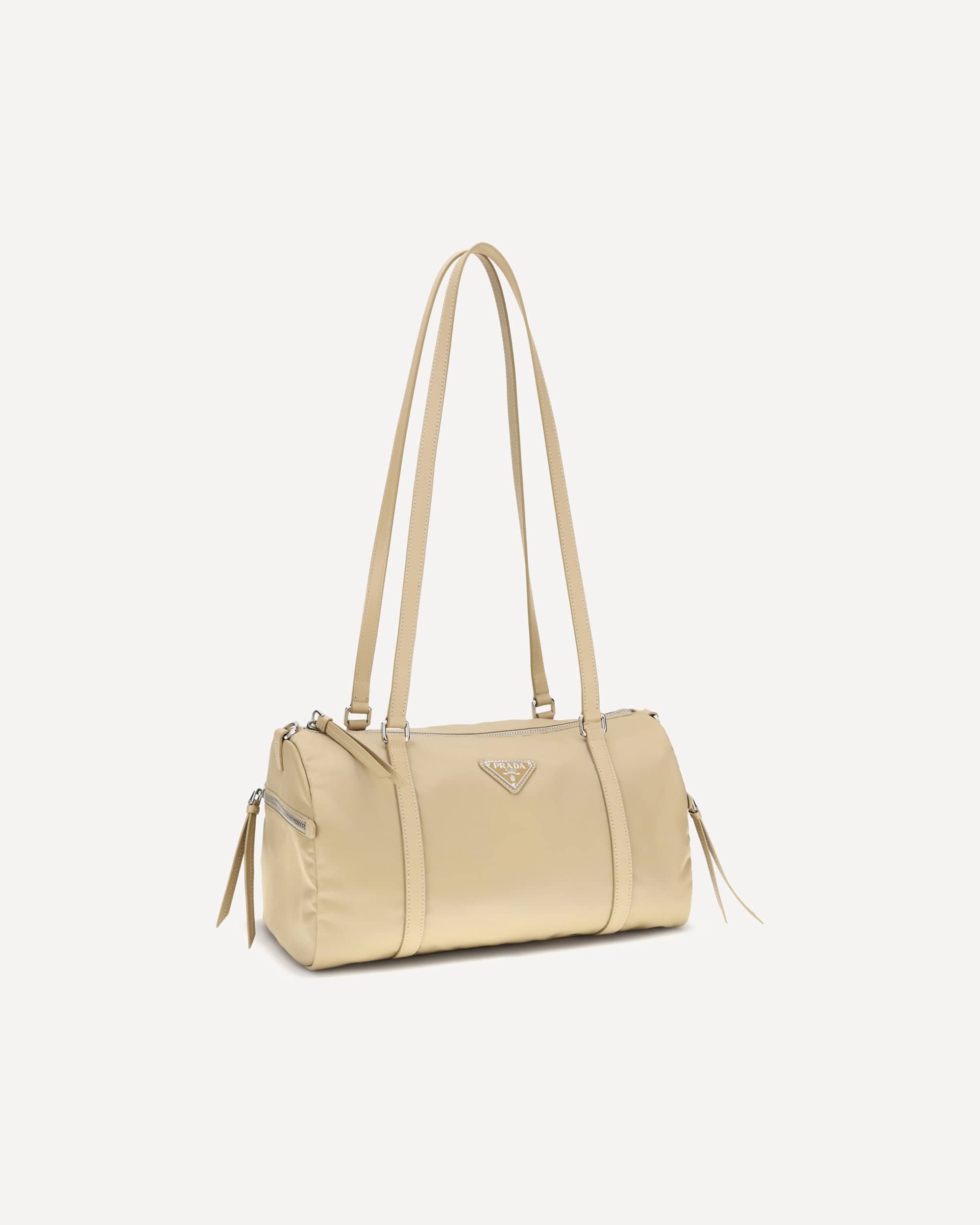 Prada Bolsa de Ombro Grande em Re-Nylon e Saffiano | Sendegaro BR