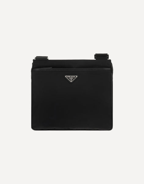 Prada フロントジップポケット付きナイロンショルダーバッグ