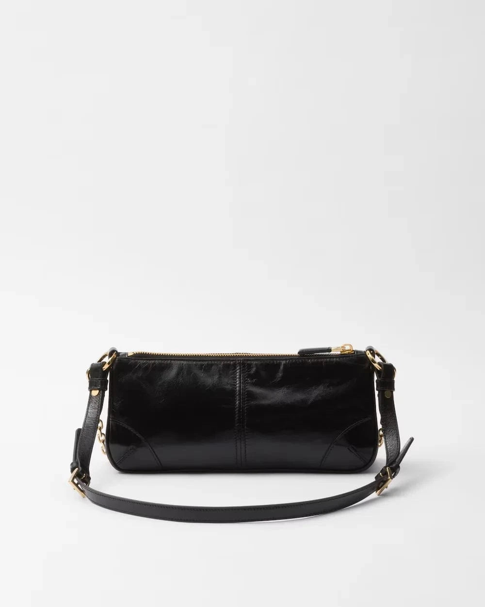 Prada Re-Edition 2002 Medium Shoulder Bag | Sendegaro TW Prada Re-Edition 2002 Medium Shoulder Bag | Sendegaro TW