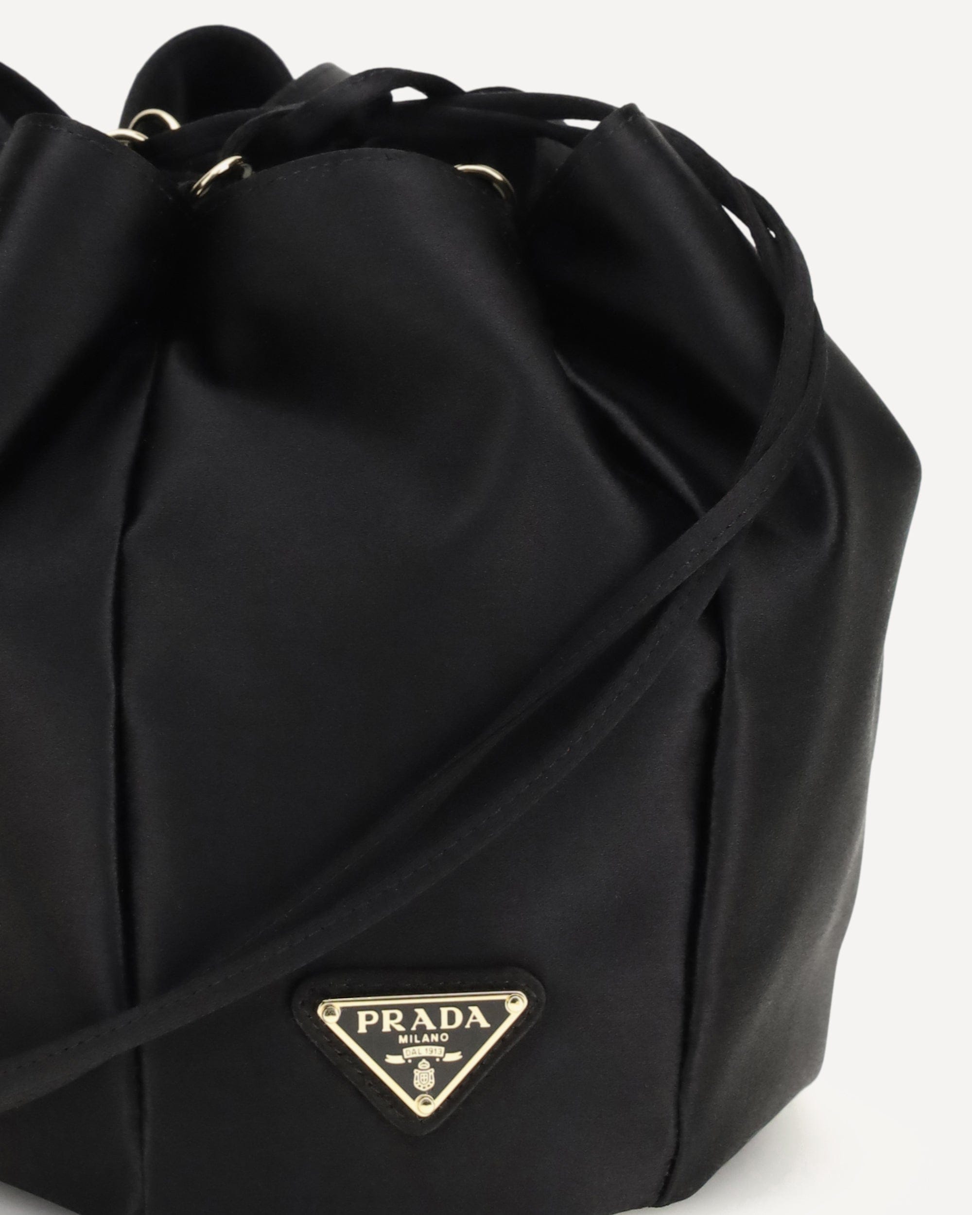 Prada サテンポーチ巾着ミニバッグ | Sendegaro JP