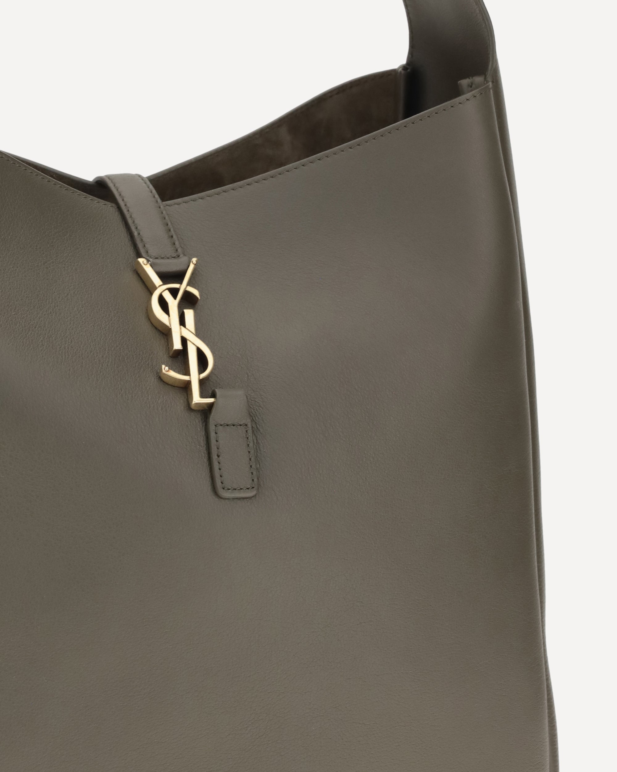 Saint Laurent sac porté épaule Le