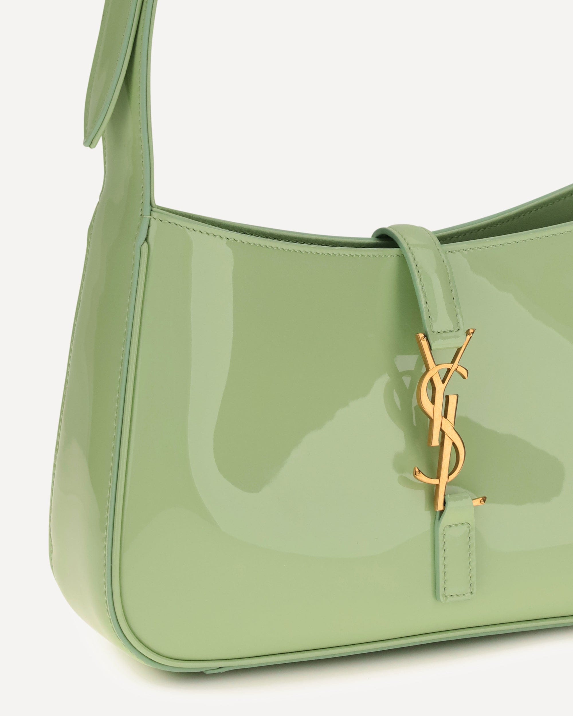 Saint Laurent Bolsa de Ombro em Couro Envernizado com Placa YSL